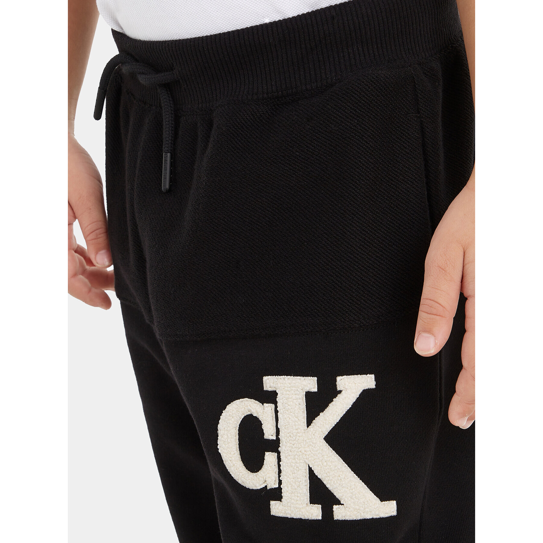 Calvin Klein Jeans Долнище анцуг Towelling Logopack IB0IB01677 Черен Regular Fit - Pepit.bg