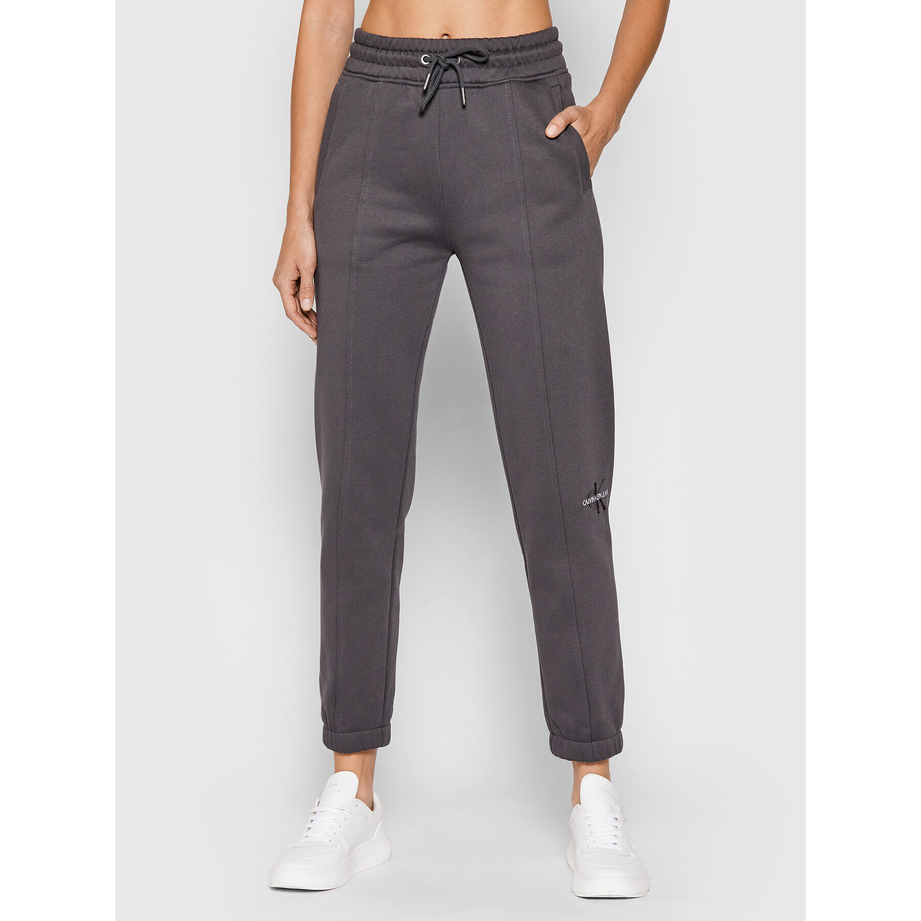 Calvin Klein Jeans Долнище анцуг Essentials J20J216240 Сив Regular Fit - Pepit.bg