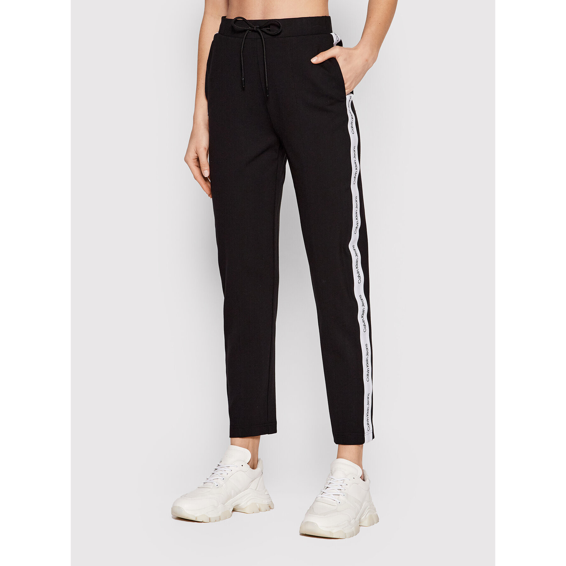 Calvin Klein Jeans Долнище анцуг J20J218731 Черен Regular Fit - Pepit.bg