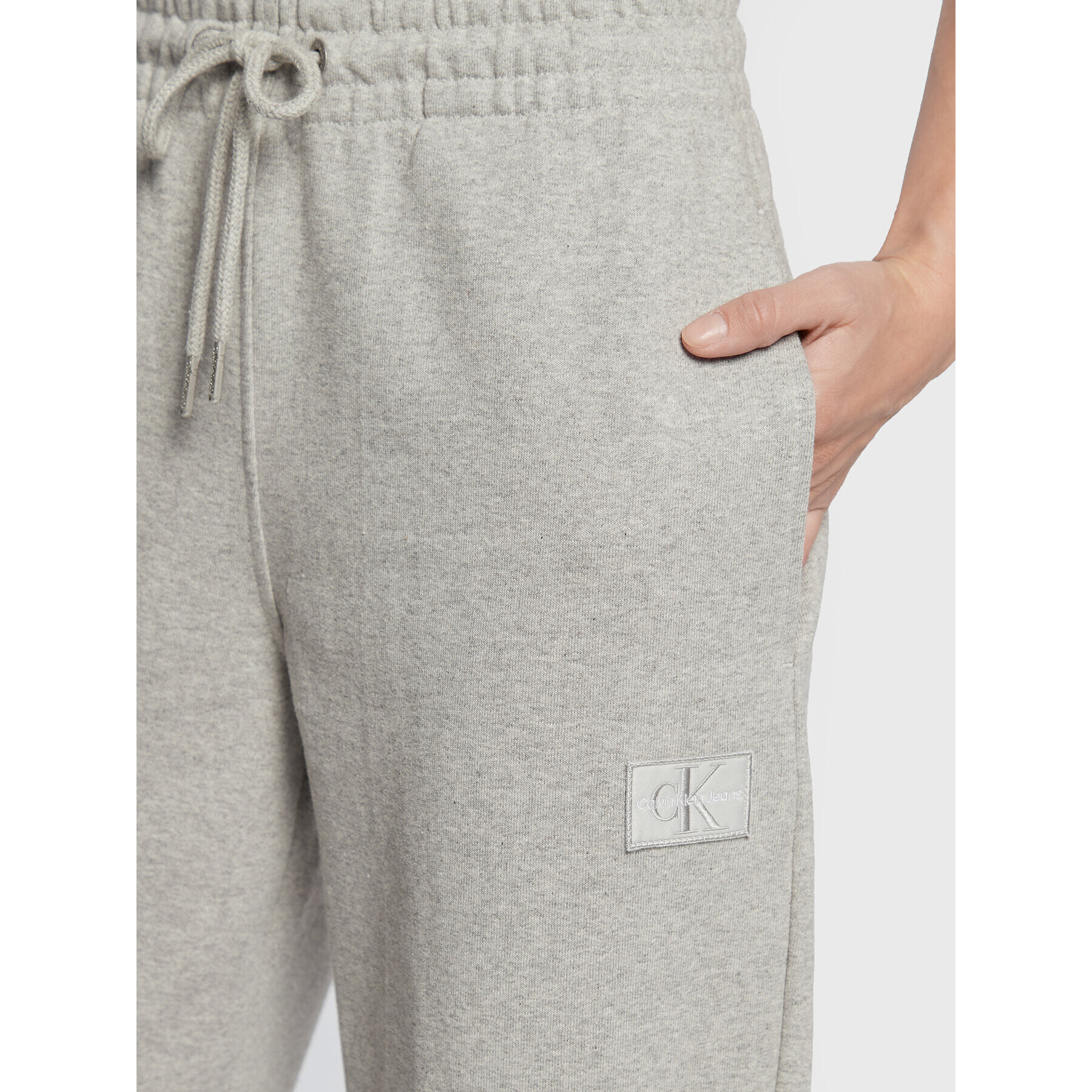Calvin Klein Jeans Долнище анцуг J20J219737 Сив Relaxed Fit - Pepit.bg