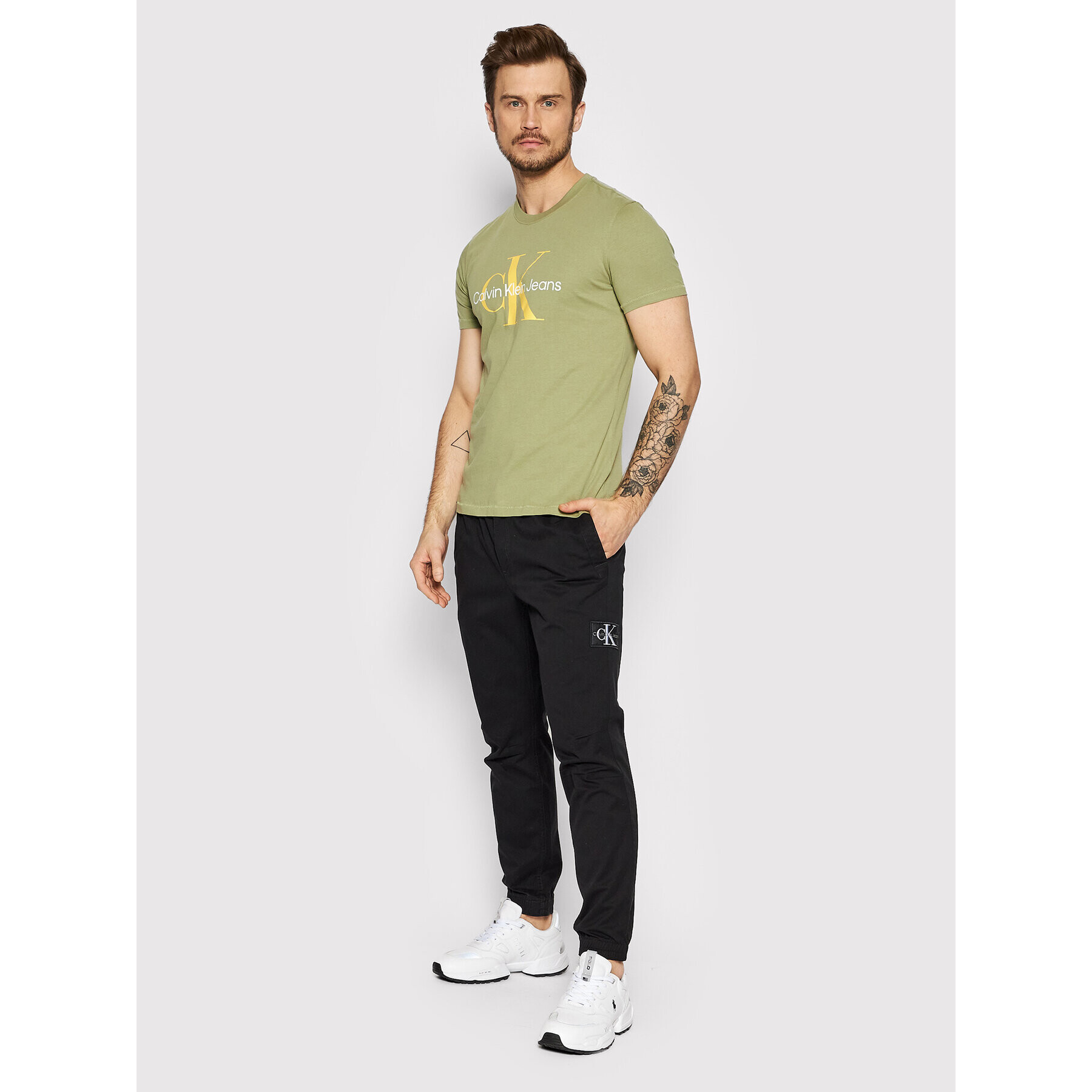 Calvin Klein Jeans Джогъри J30J319656 Черен Regular Fit - Pepit.bg