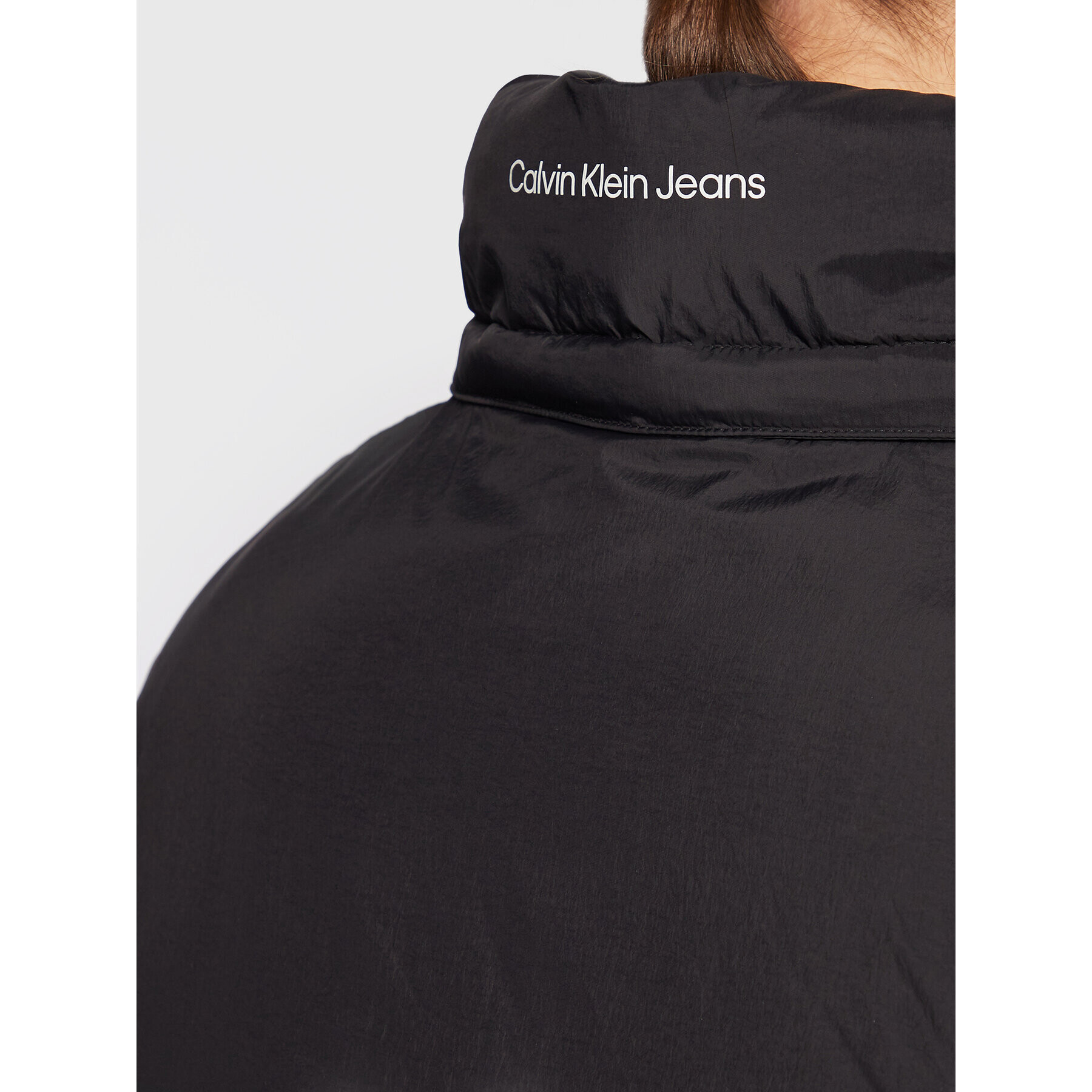 Calvin Klein Jeans Елек J20J219846 Черен Relaxed Fit - Pepit.bg