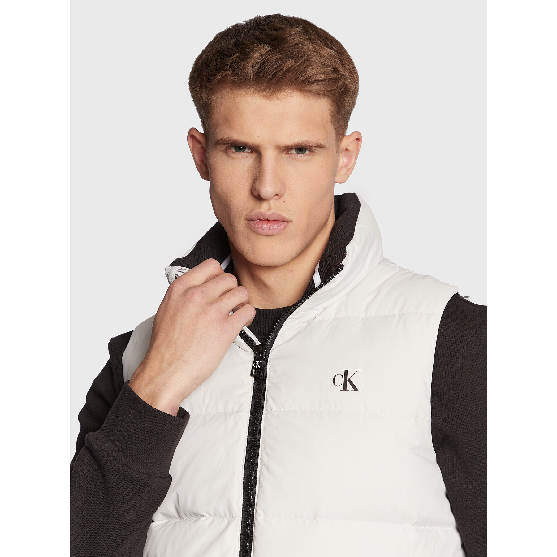 Calvin Klein Jeans Елек J30J319055 Сив Regular Fit - Pepit.bg