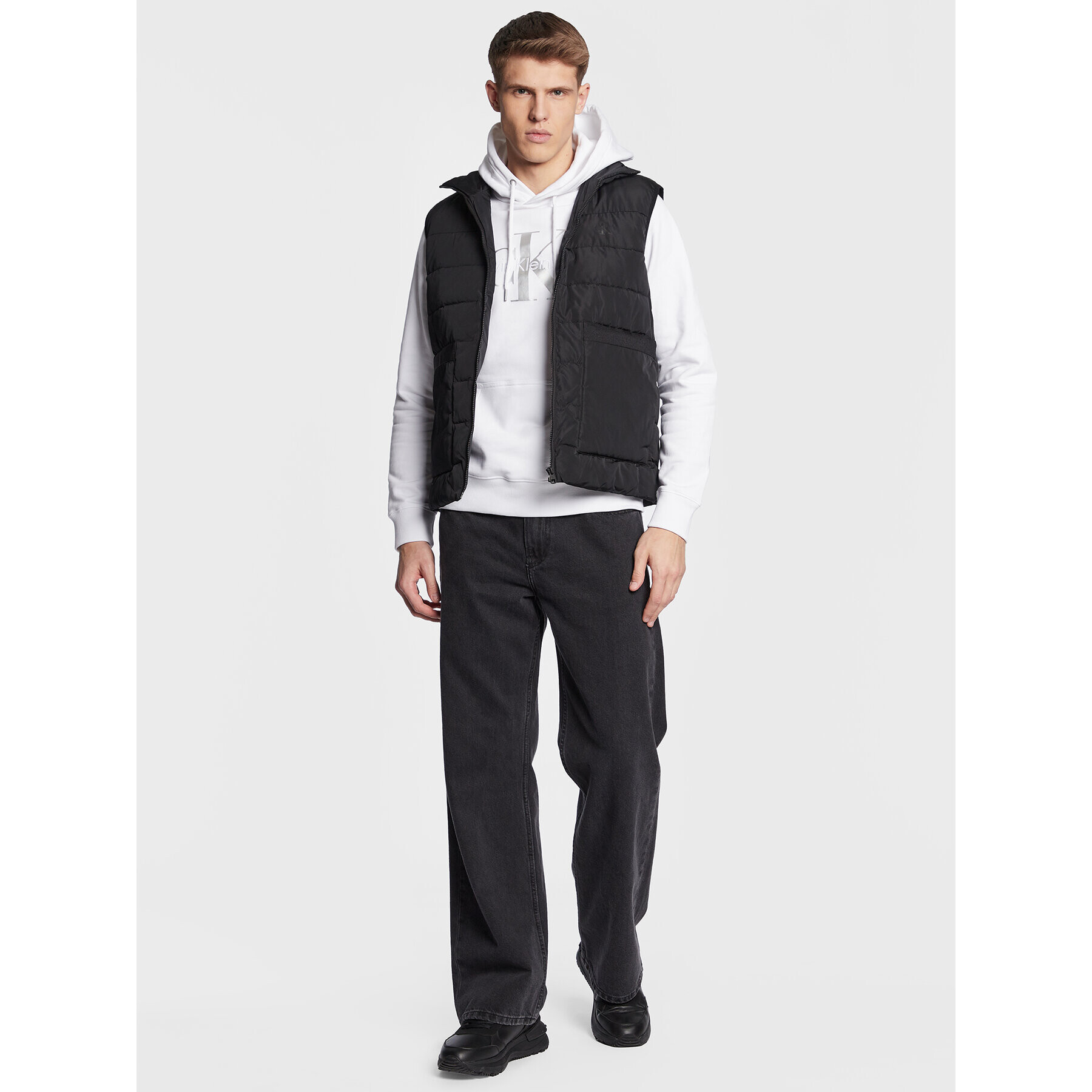 Calvin Klein Jeans Елек J30J322495 Черен Regular Fit - Pepit.bg