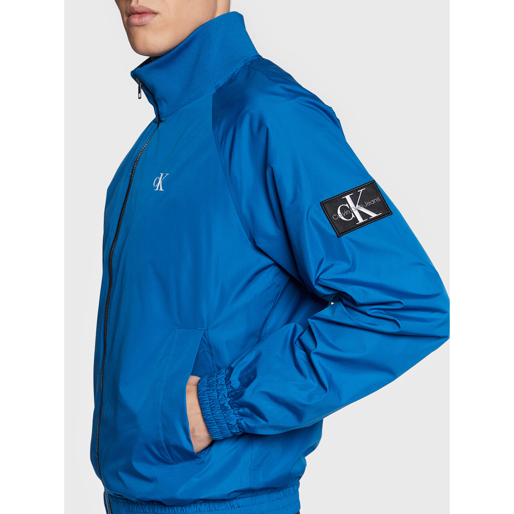 Calvin Klein Jeans Яке бомбър J30J322942 Син Regular Fit - Pepit.bg