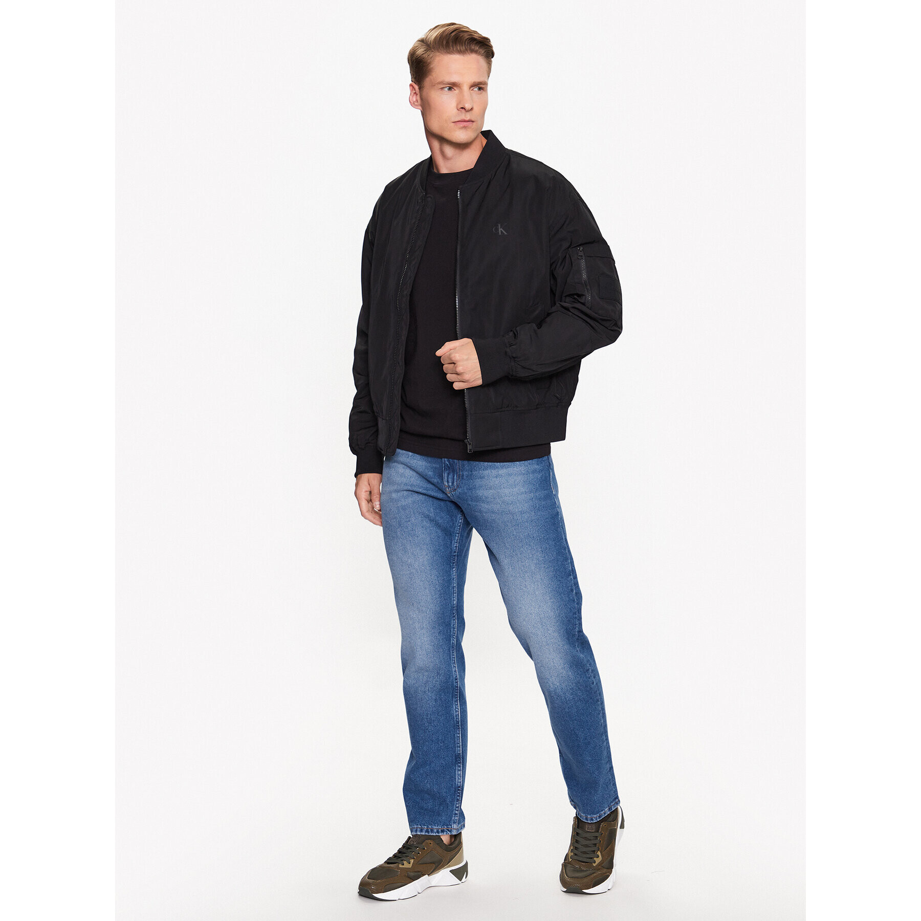 Calvin Klein Jeans Яке бомбър J30J323842 Черен Regular Fit - Pepit.bg