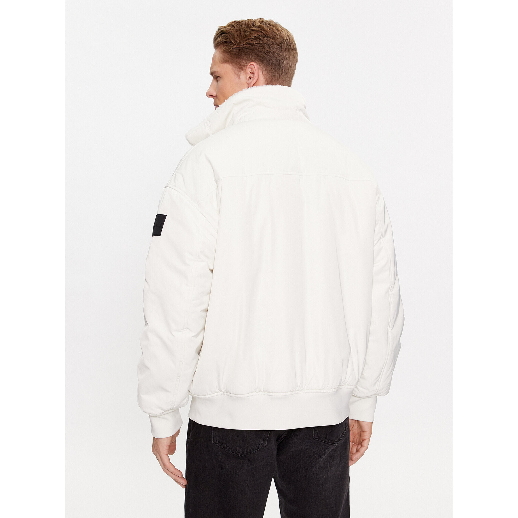 Calvin Klein Jeans Яке бомбър J30J324123 Екрю Oversize - Pepit.bg
