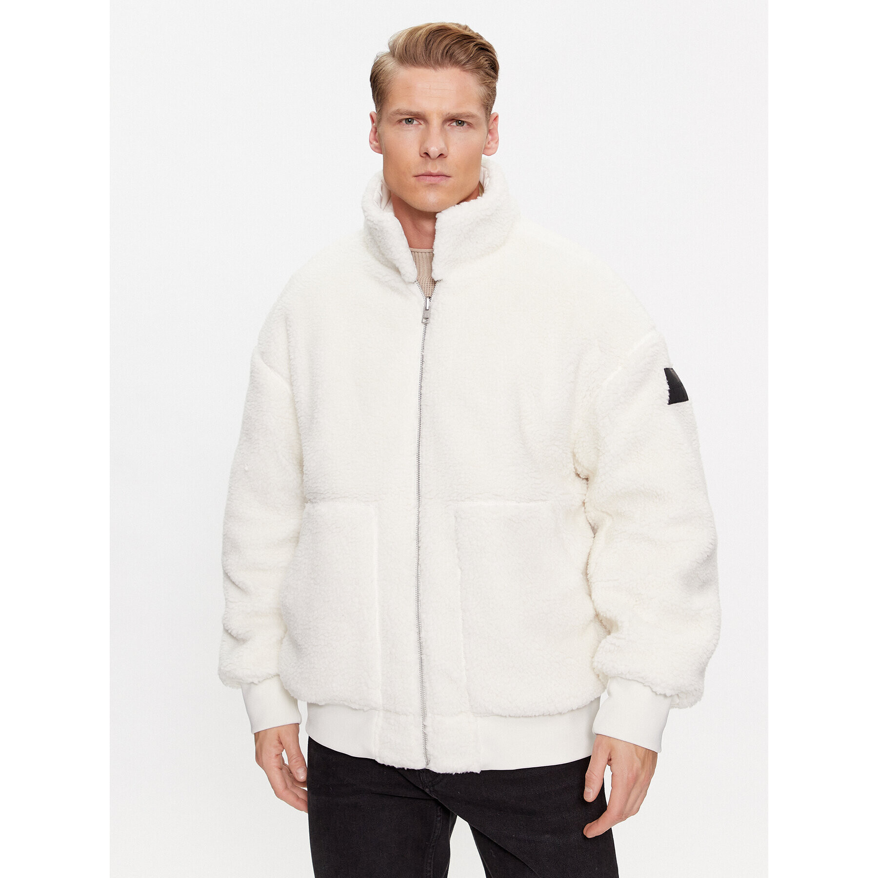 Calvin Klein Jeans Яке бомбър J30J324123 Екрю Oversize - Pepit.bg