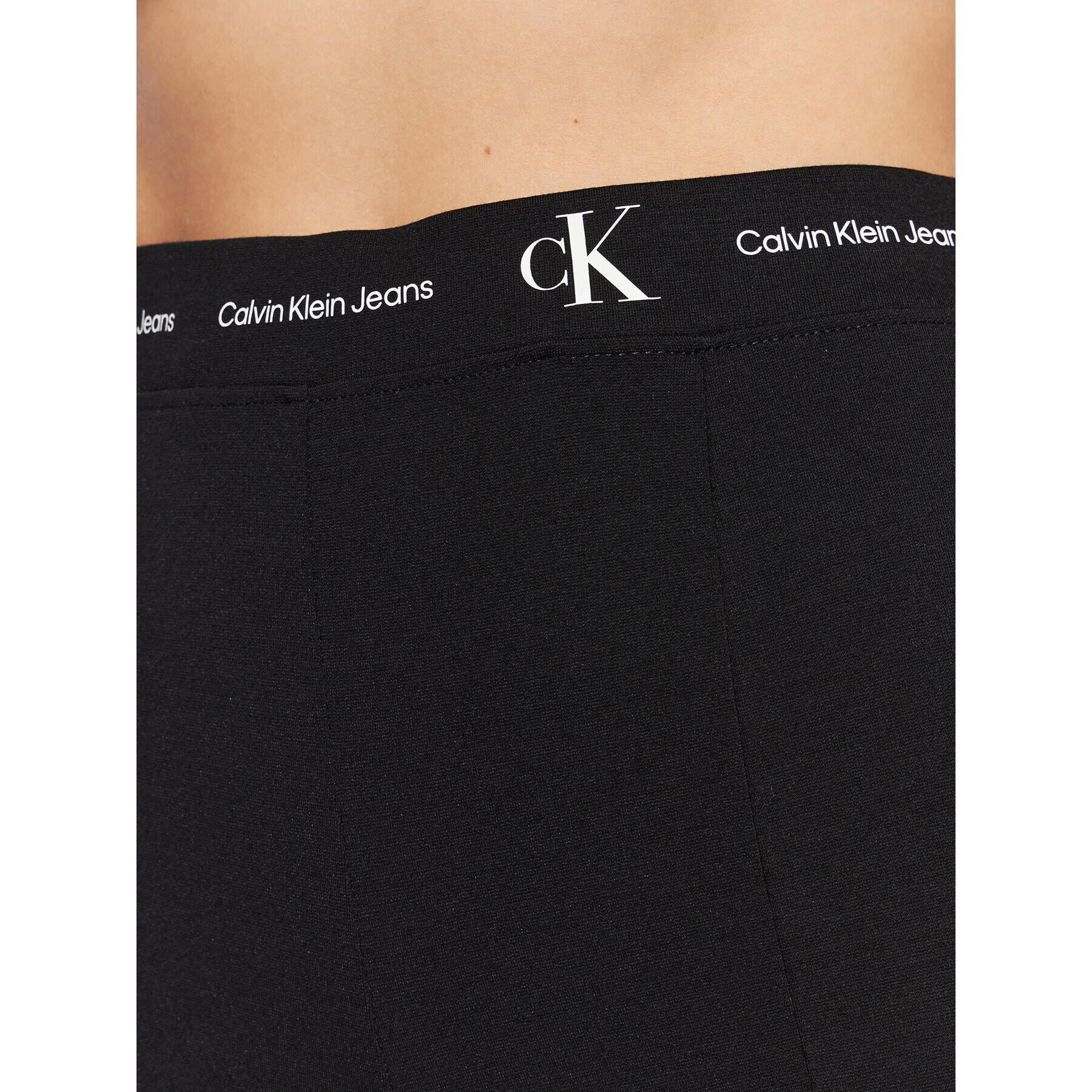 Calvin Klein Jeans Клин J20J217747 Черен Slim Fit - Pepit.bg