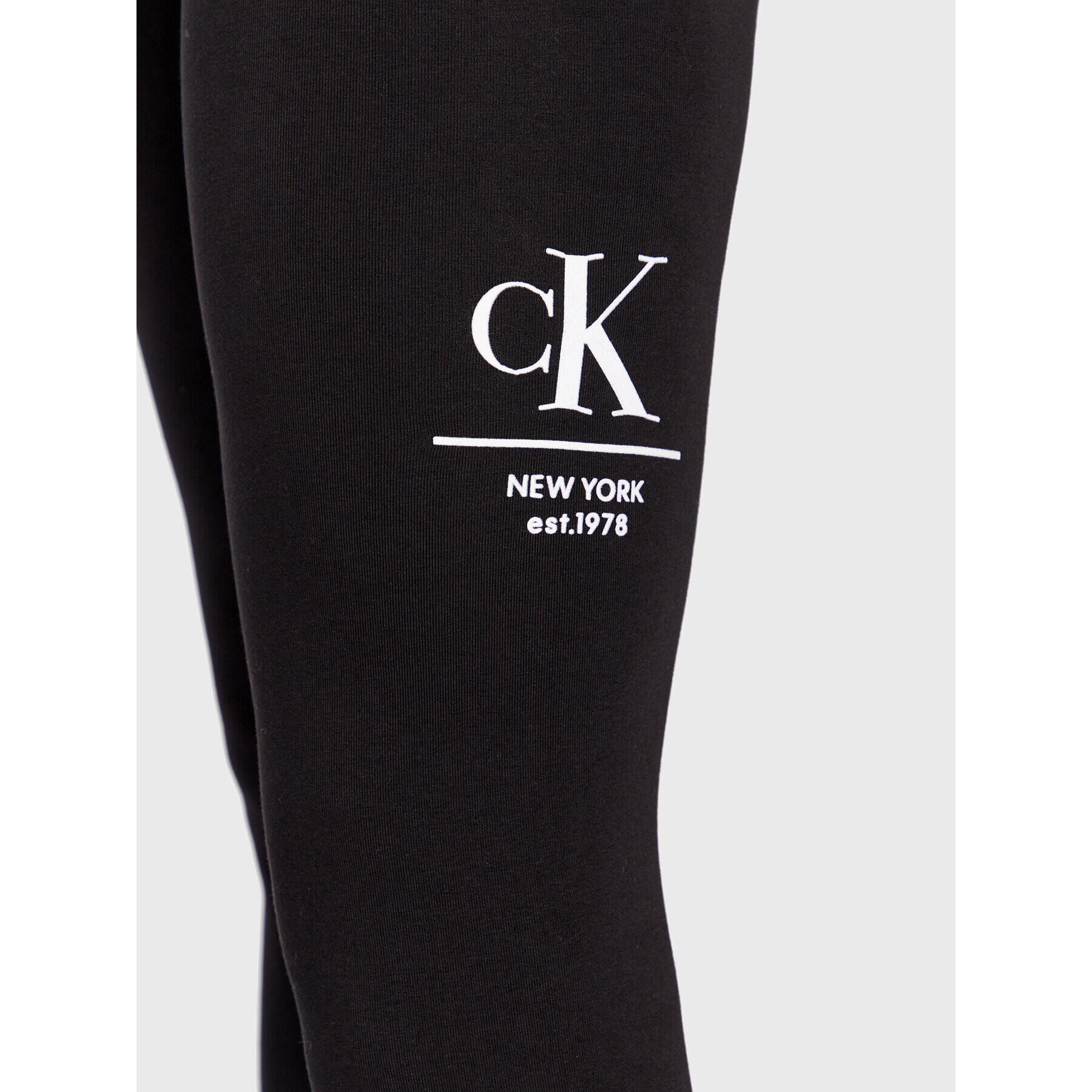 Calvin Klein Jeans Клин J20J219744 Черен Slim Fit - Pepit.bg