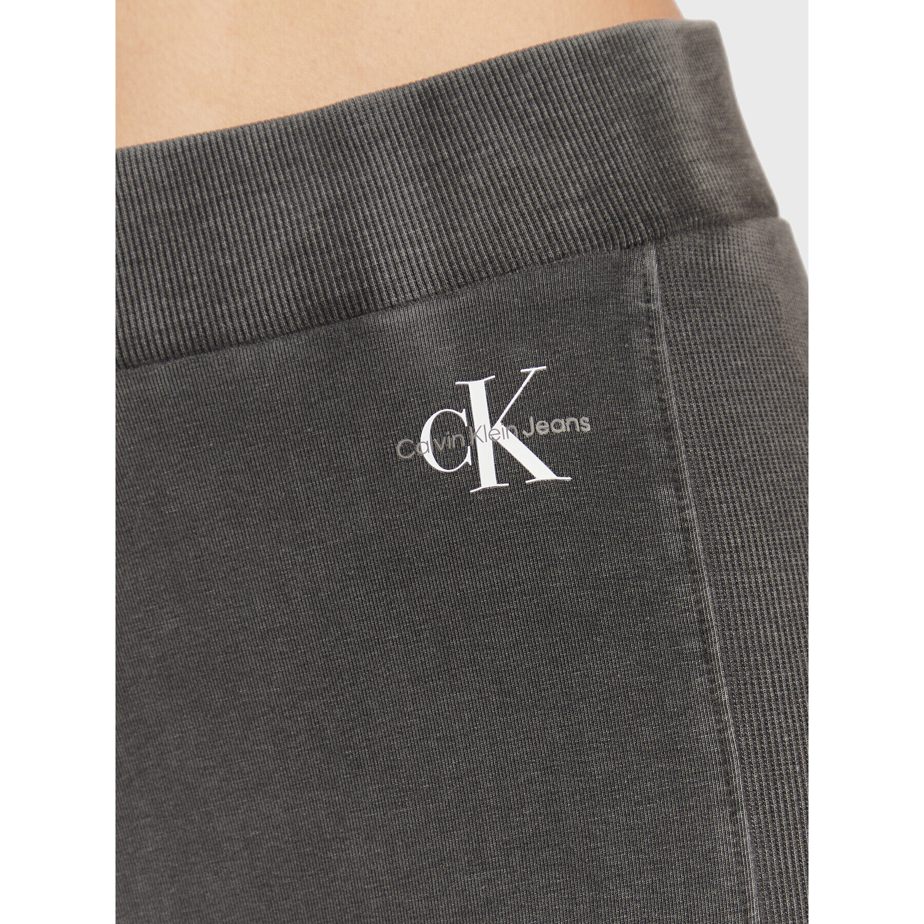 Calvin Klein Jeans Клин J20J220542 Сив Slim Fit - Pepit.bg