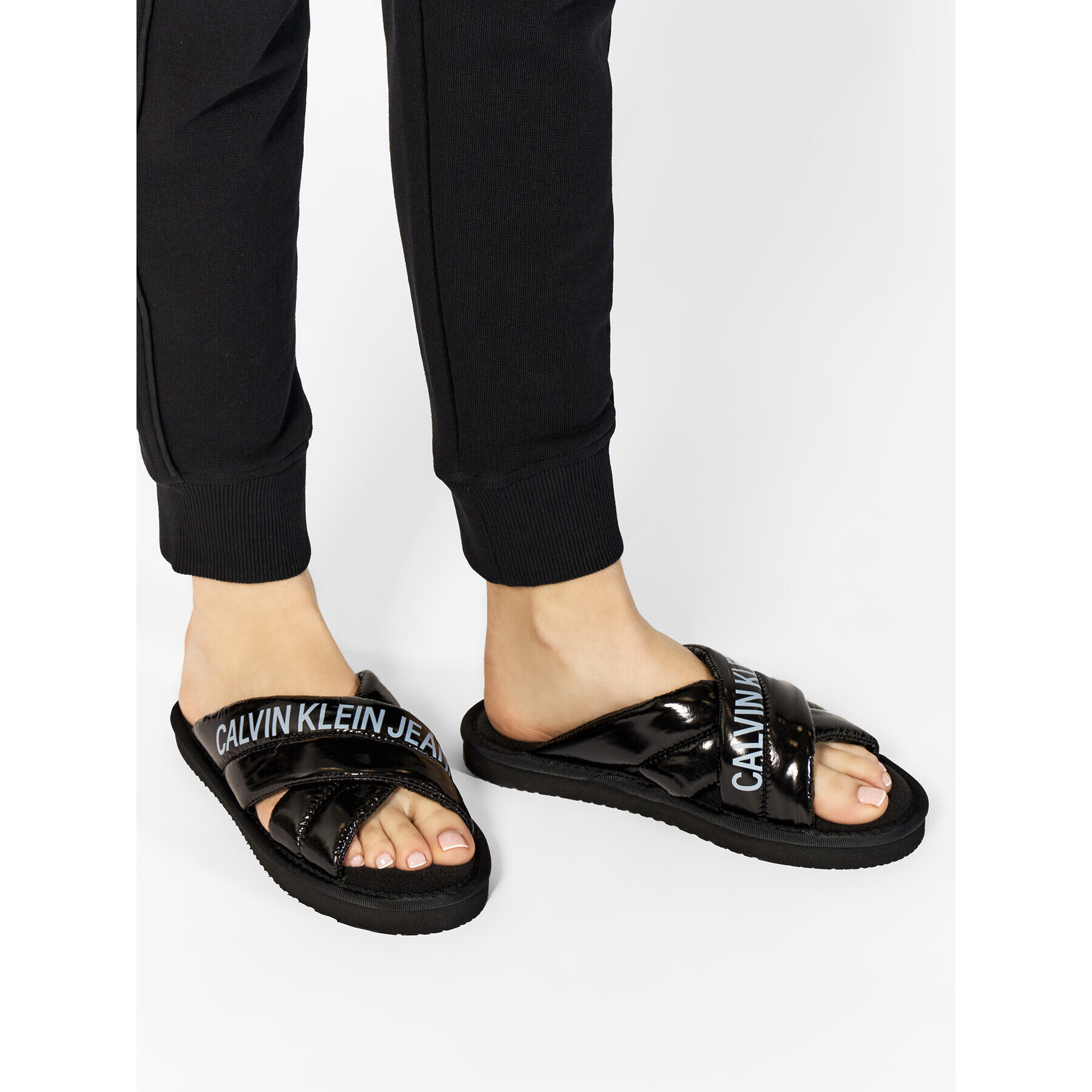 Calvin Klein Jeans Пантофи Home Criss Cross Slipper YW0YW00477 Черен - Pepit.bg