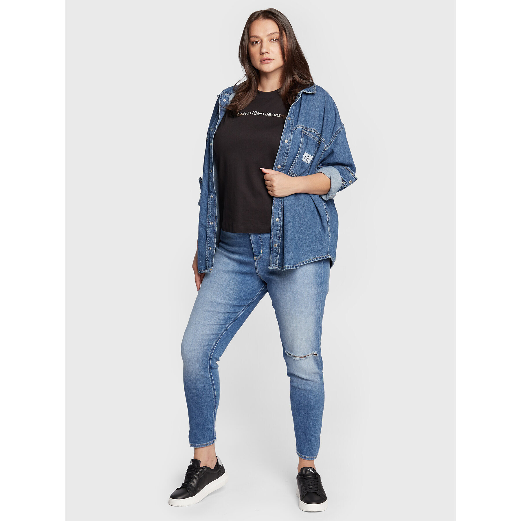 Calvin Klein Jeans Plus Тишърт J20J218025 Черен Regular Fit - Pepit.bg