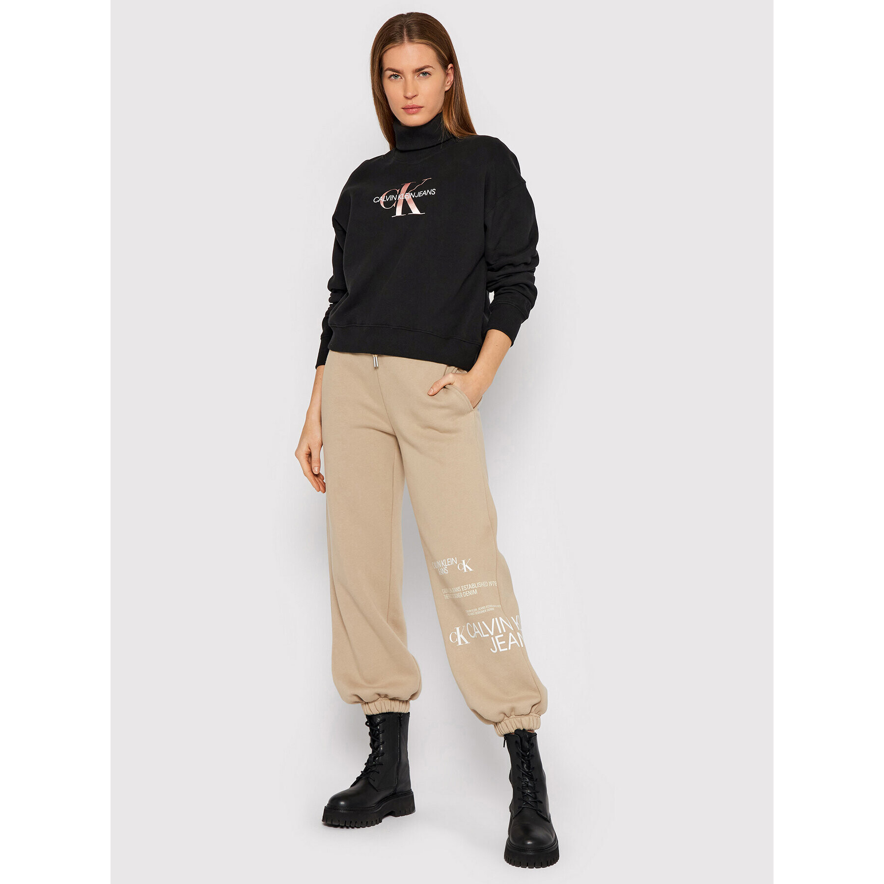 Calvin Klein Jeans Поло J20J216962 Черен Oversize - Pepit.bg