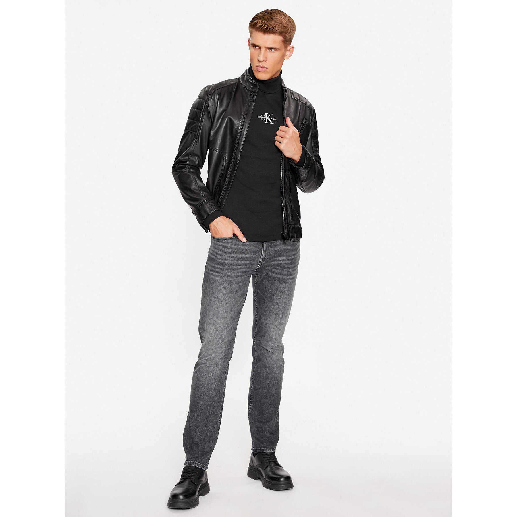 Calvin Klein Jeans Поло J30J324003 Черен Regular Fit - Pepit.bg