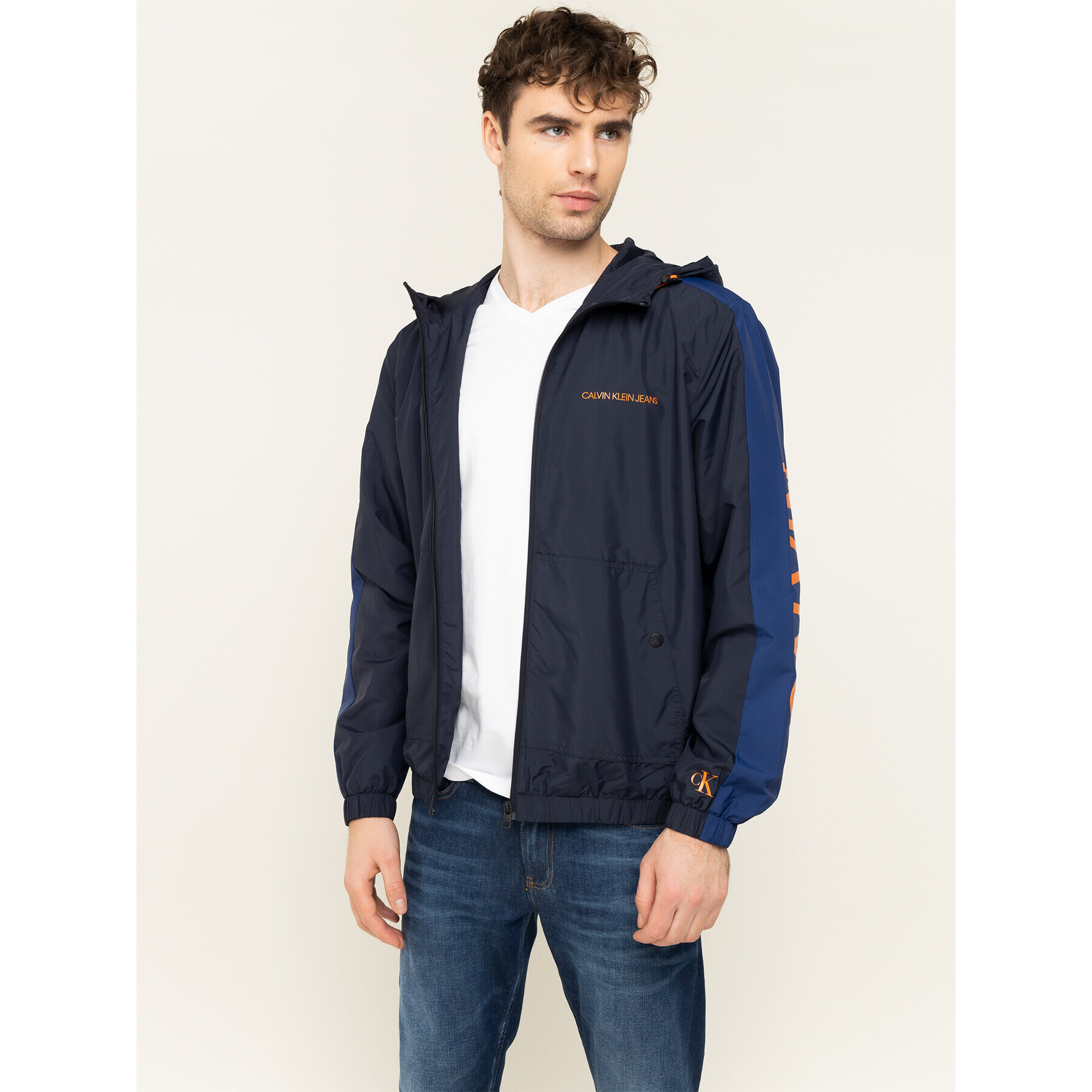 Calvin Klein Jeans Преходно яке Windbreaker J30J314239 Тъмносин Regular Fit - Pepit.bg