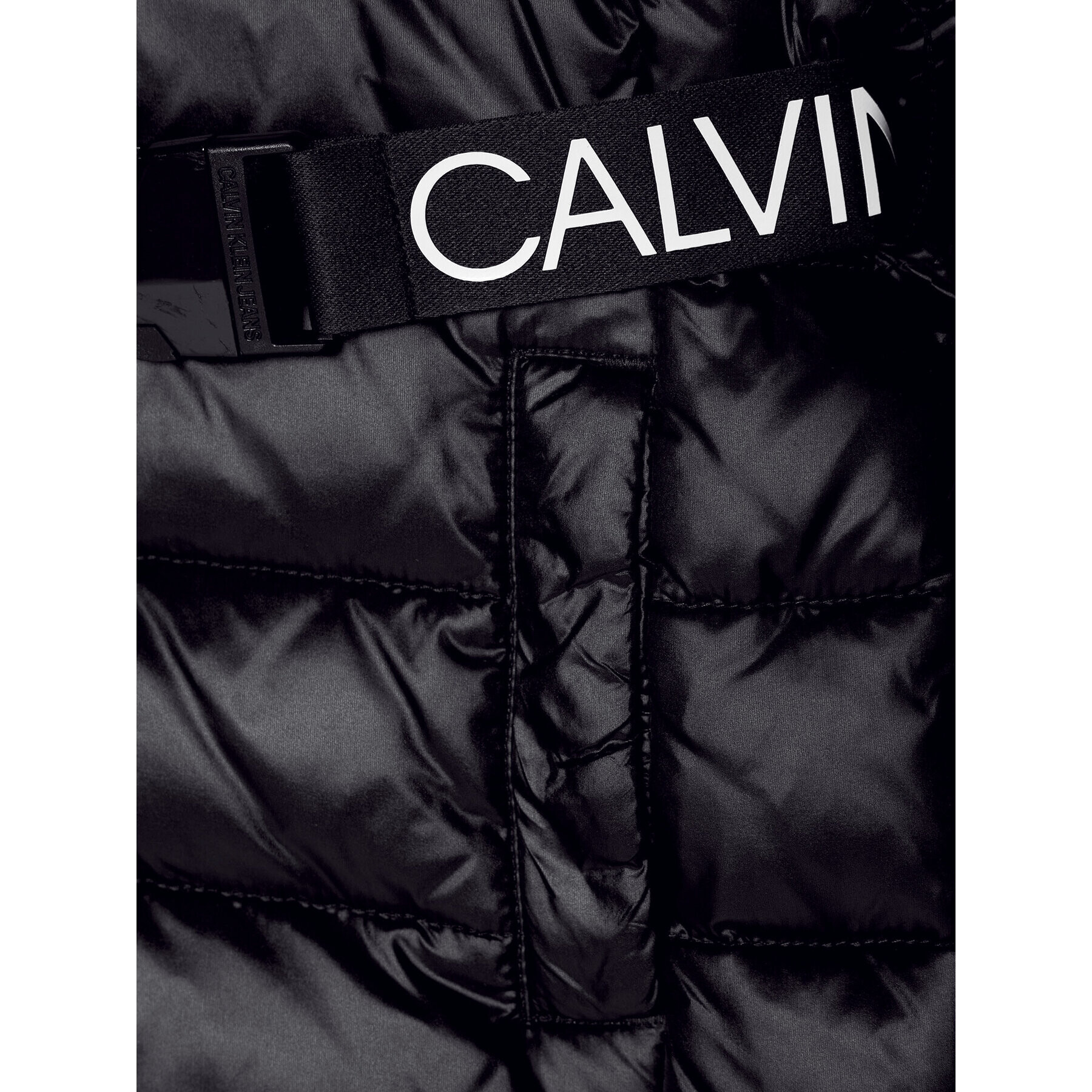 Calvin Klein Jeans Пухено яке Essential Down IG0IG00596 Черен Regular Fit - Pepit.bg