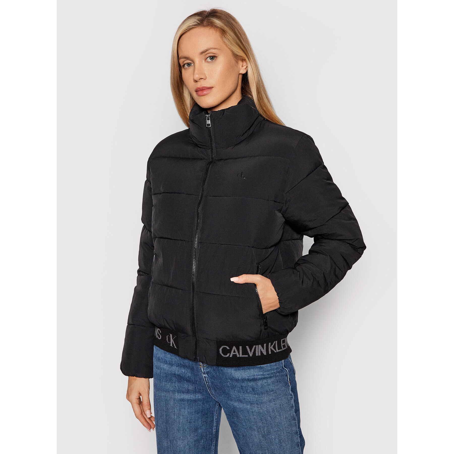 Calvin Klein Jeans Пухено яке J20J216861 Черен Regular Fit - Pepit.bg