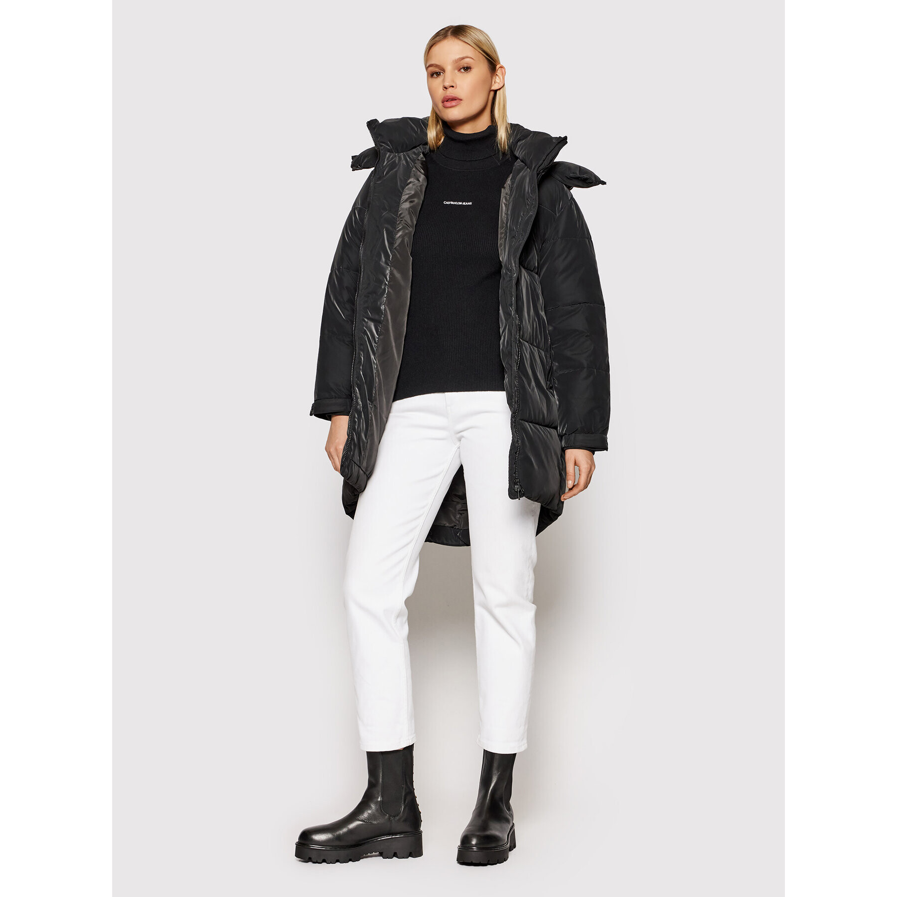 Calvin Klein Jeans Пухено яке J20J216873 Черен Oversize - Pepit.bg
