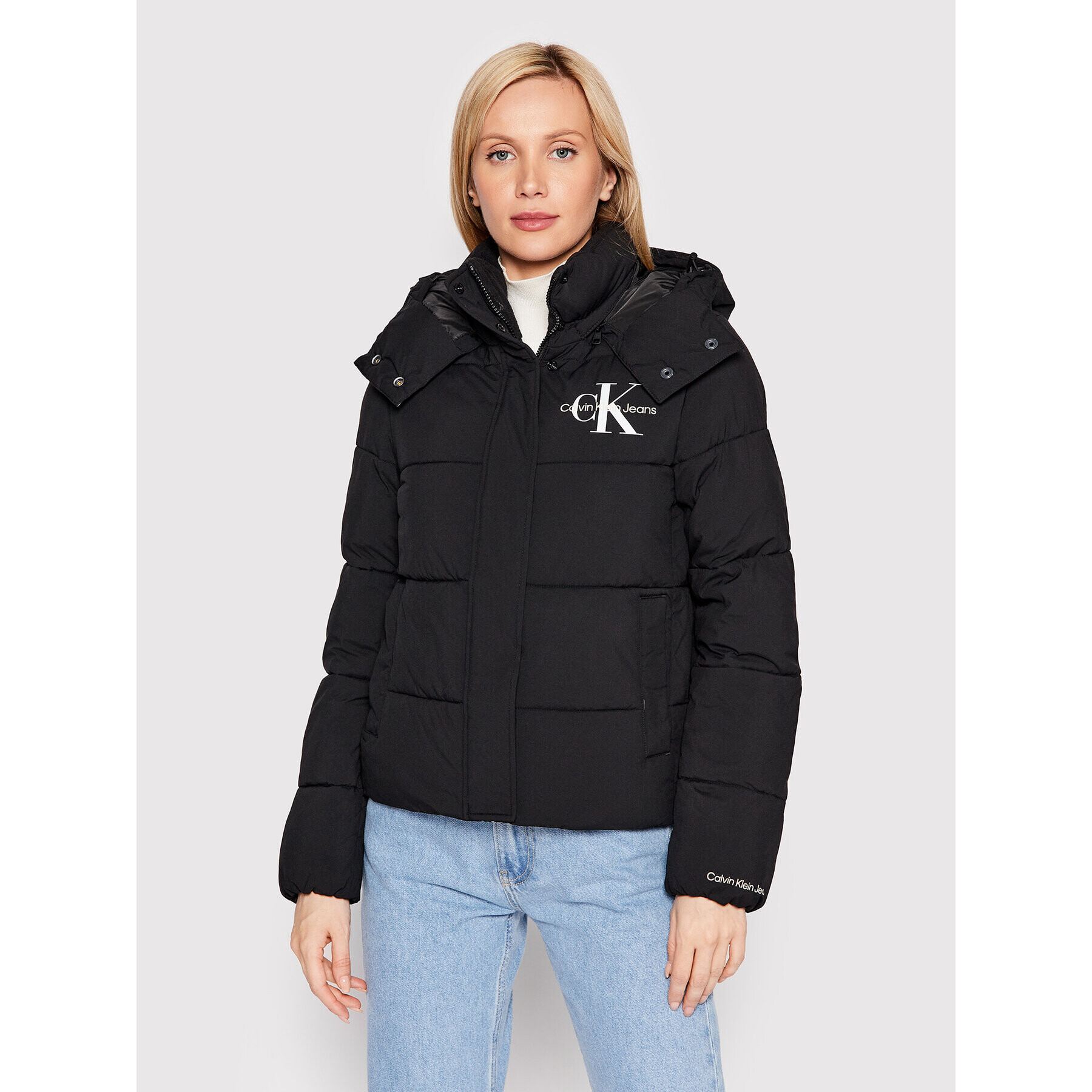 Calvin Klein Jeans Пухено яке J20J219007 Черен Regular Fit - Pepit.bg