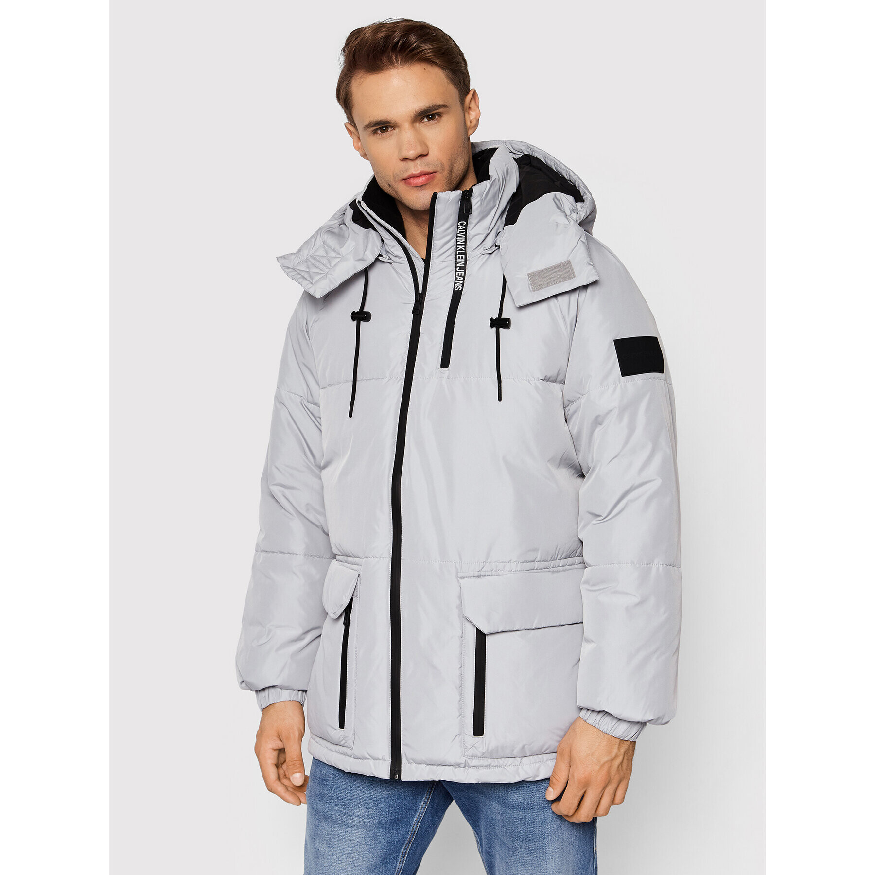 Calvin Klein Jeans Пухено яке J30J318679 Сив Oversize - Pepit.bg