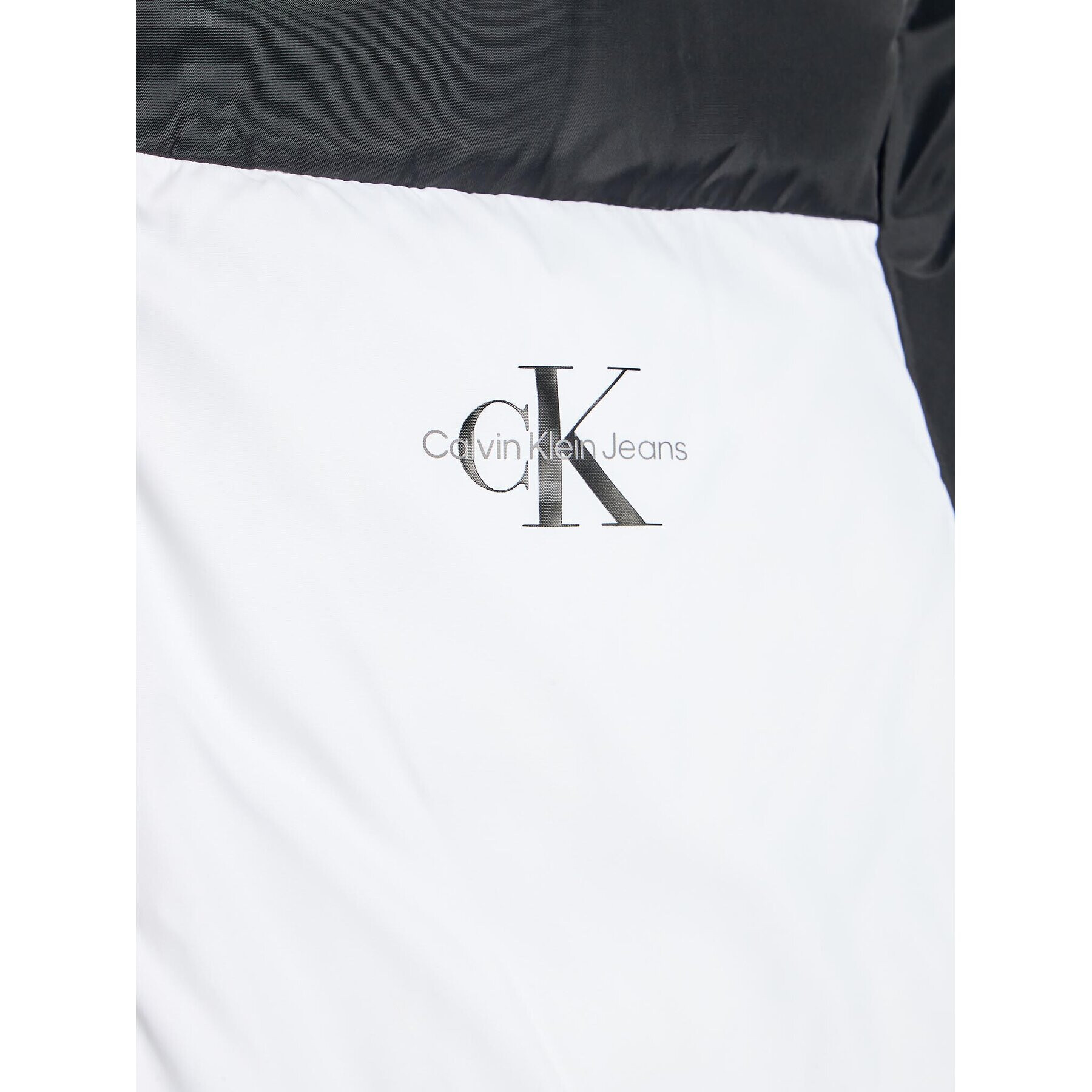 Calvin Klein Jeans Пухено яке Block IB0IB01332 Черен Regular Fit - Pepit.bg