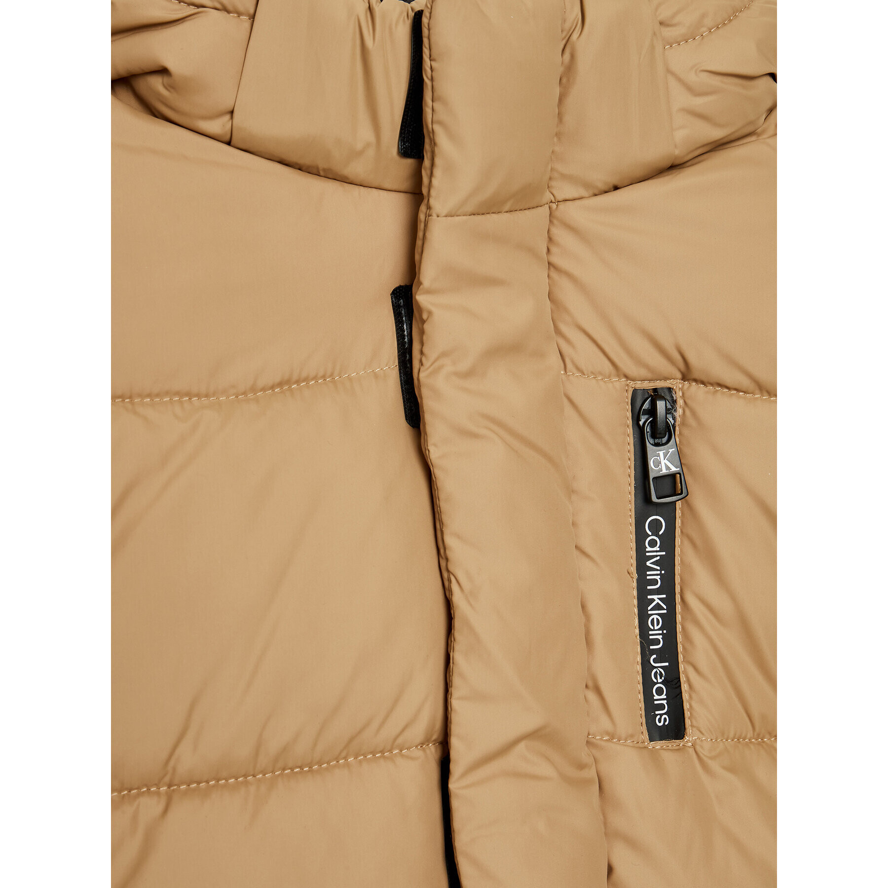 Calvin Klein Jeans Пухено яке Essential IB0IB01276 Кафяв Regular Fit - Pepit.bg