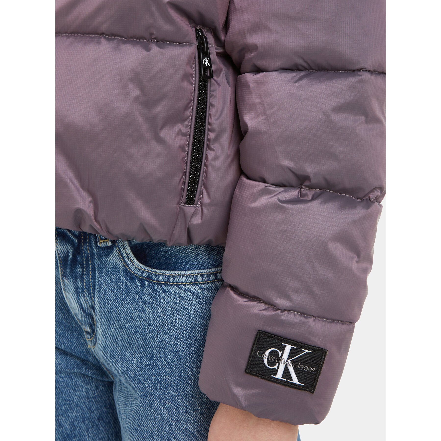 Calvin Klein Jeans Пухено яке Hyper Two Tone IG0IG02246 Виолетов Relaxed Fit - Pepit.bg