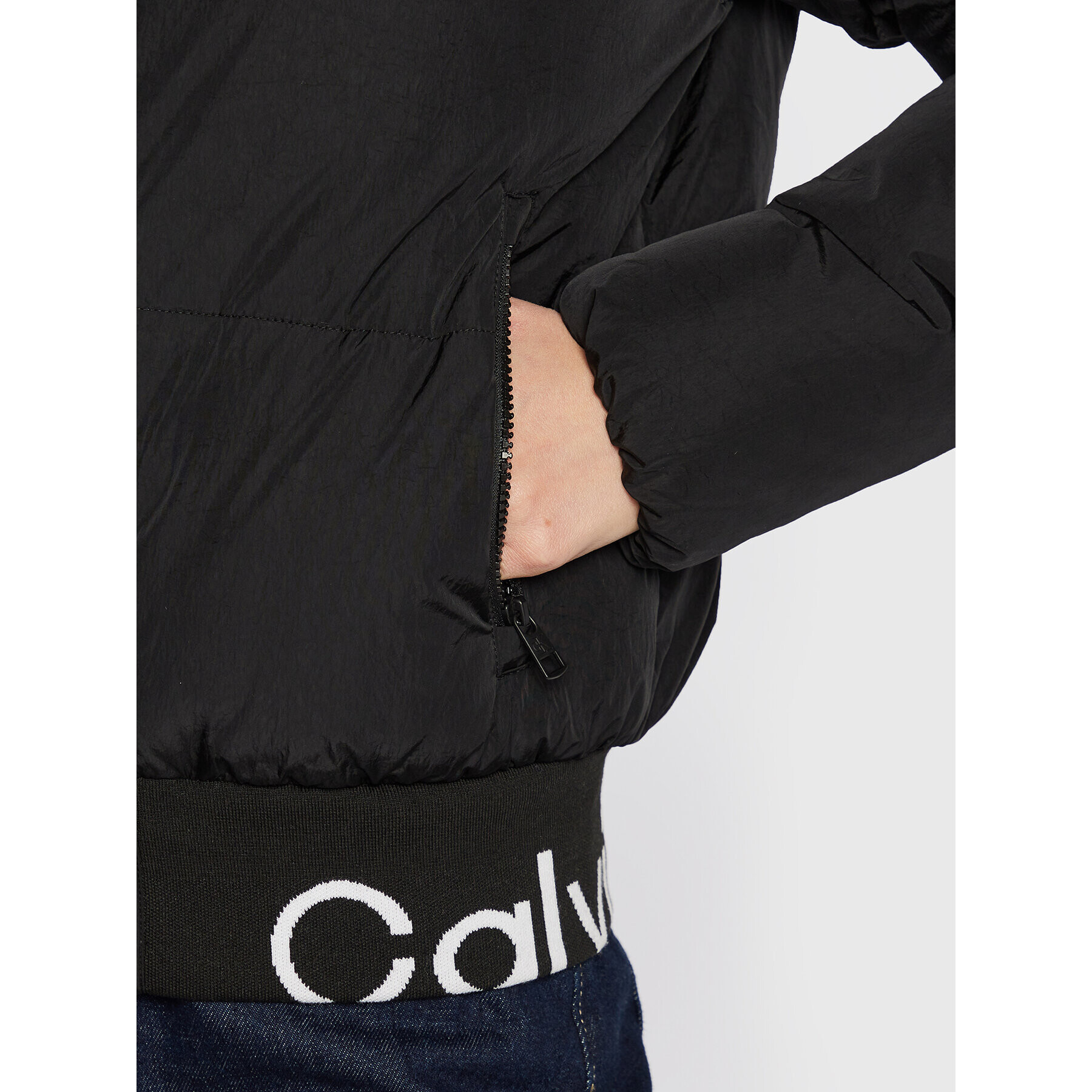 Calvin Klein Jeans Пухено яке J20J219830 Черен Relaxed Fit - Pepit.bg