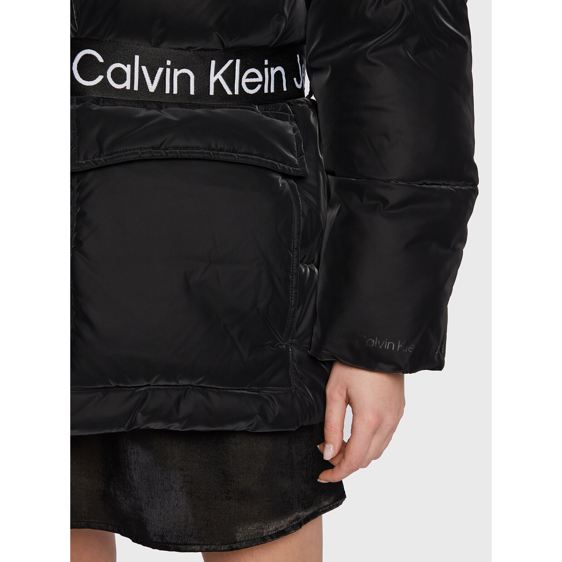 Calvin Klein Jeans Пухено яке J20J219845 Черен Oversize - Pepit.bg