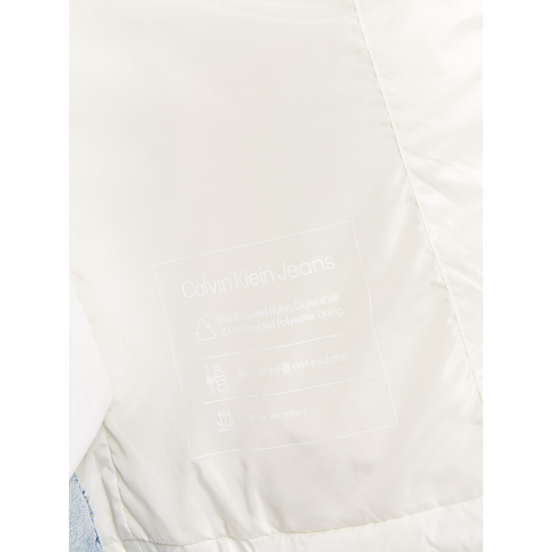 Calvin Klein Jeans Пухено яке J20J220332 Бял Regular Fit - Pepit.bg