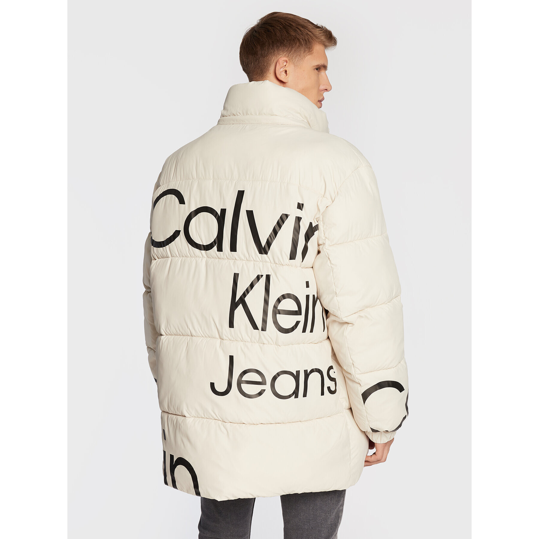 Calvin Klein Jeans Пухено яке J30J321913 Бежов Relaxed Fit - Pepit.bg