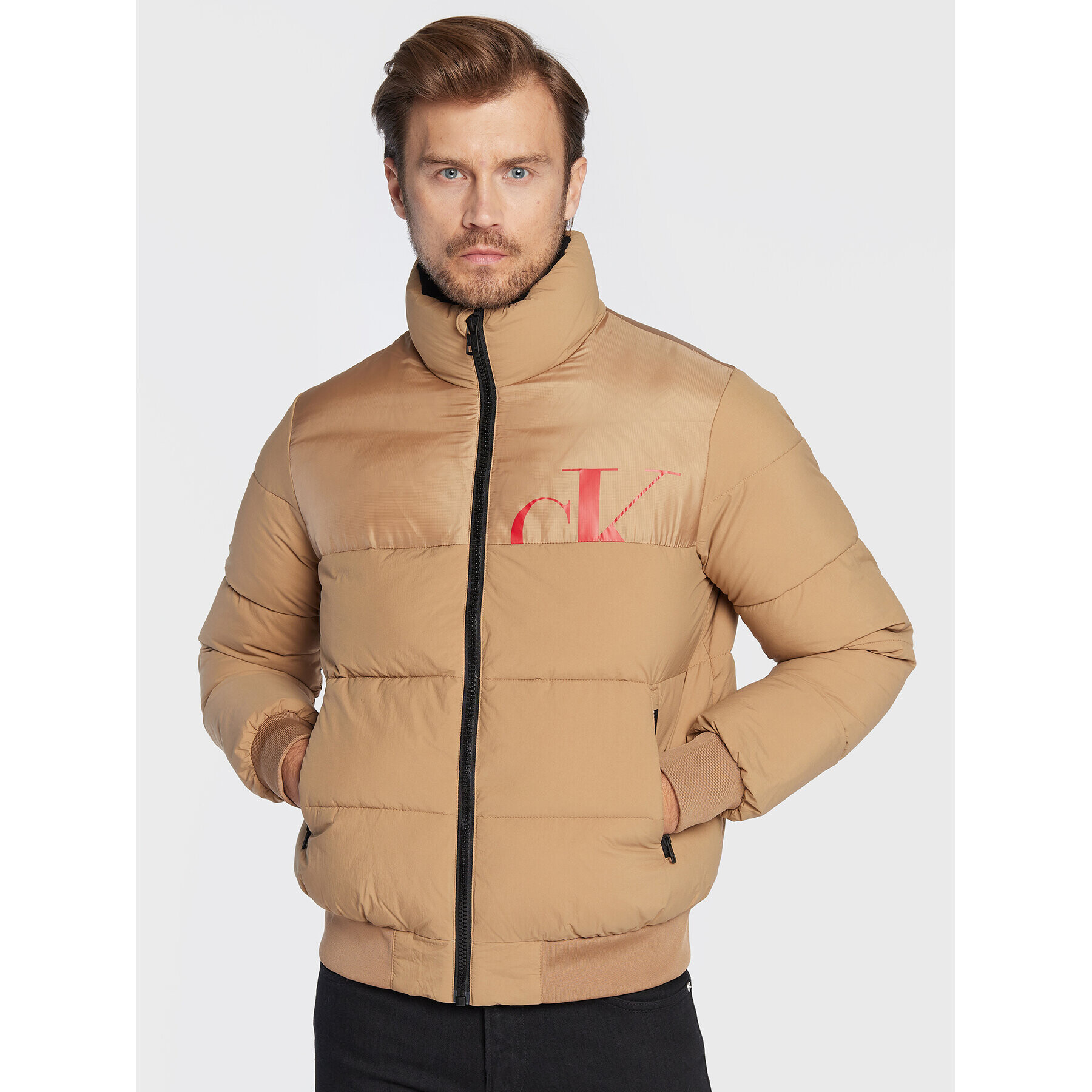 Calvin Klein Jeans Пухено яке J30J321973 Кафяв Regular Fit - Pepit.bg