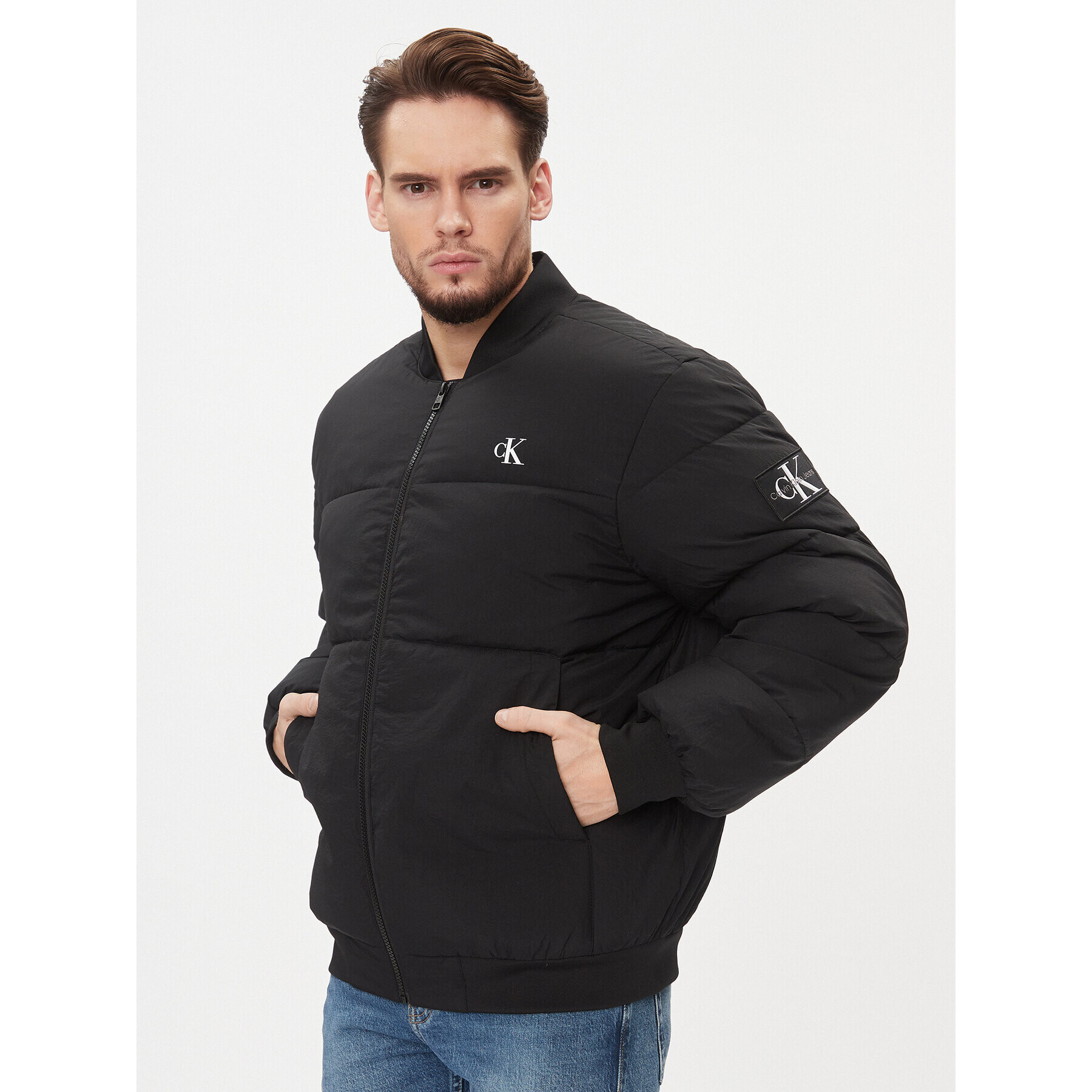 Calvin Klein Jeans Пухено яке J30J324072 Черен Regular Fit - Pepit.bg