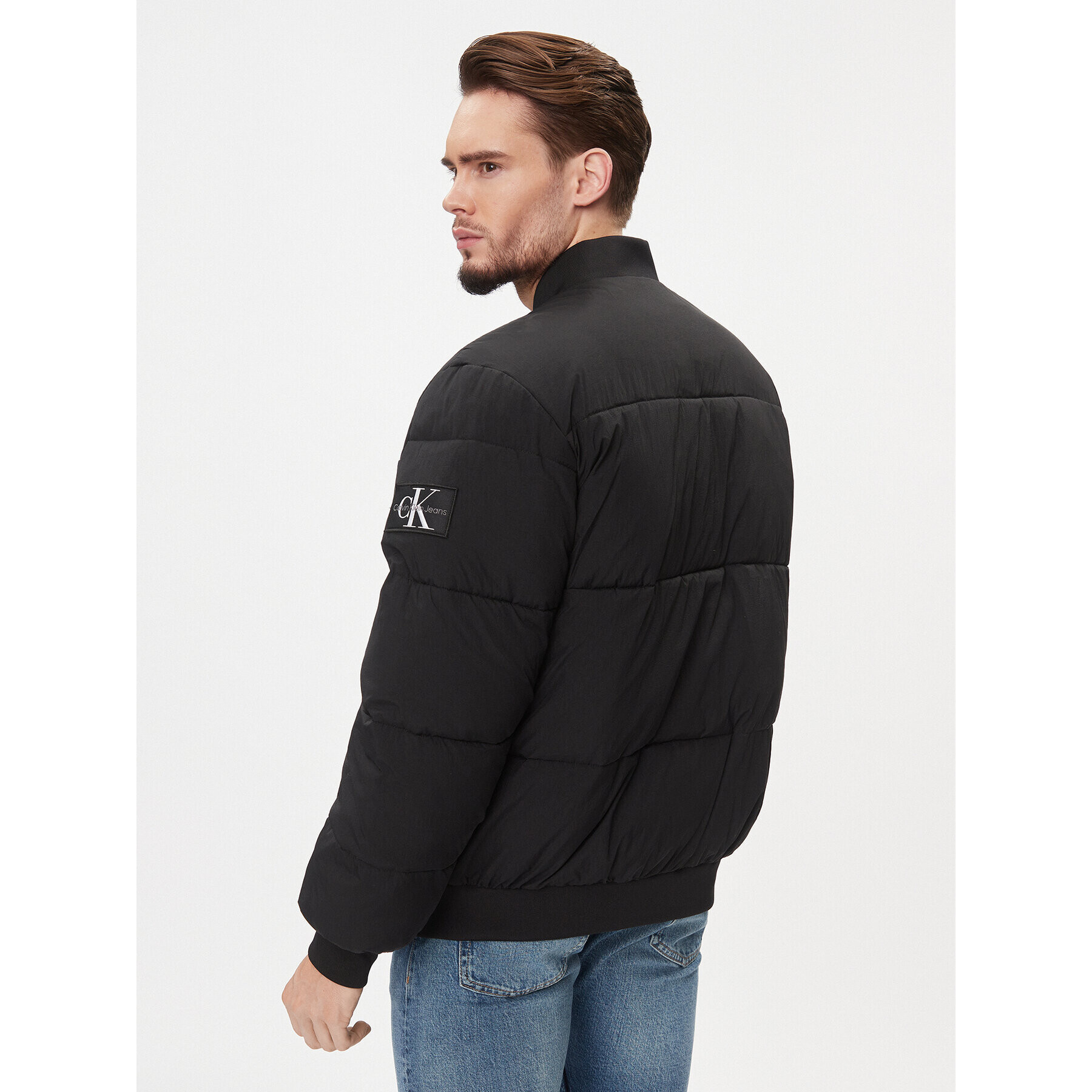 Calvin Klein Jeans Пухено яке J30J324072 Черен Regular Fit - Pepit.bg