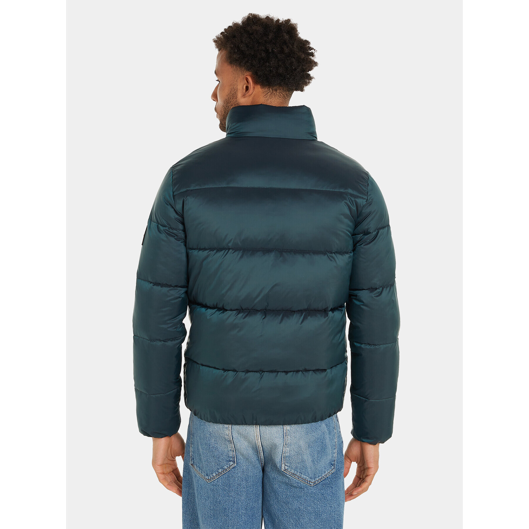 Calvin Klein Jeans Пухено яке J30J324081 Син Regular Fit - Pepit.bg