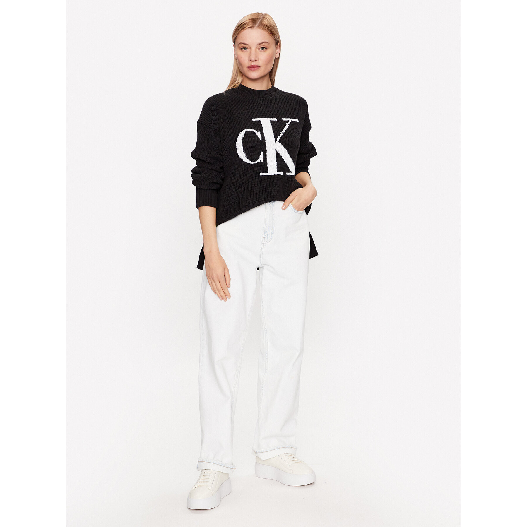 Calvin Klein Jeans Пуловер J20J221347 Черен Regular Fit - Pepit.bg