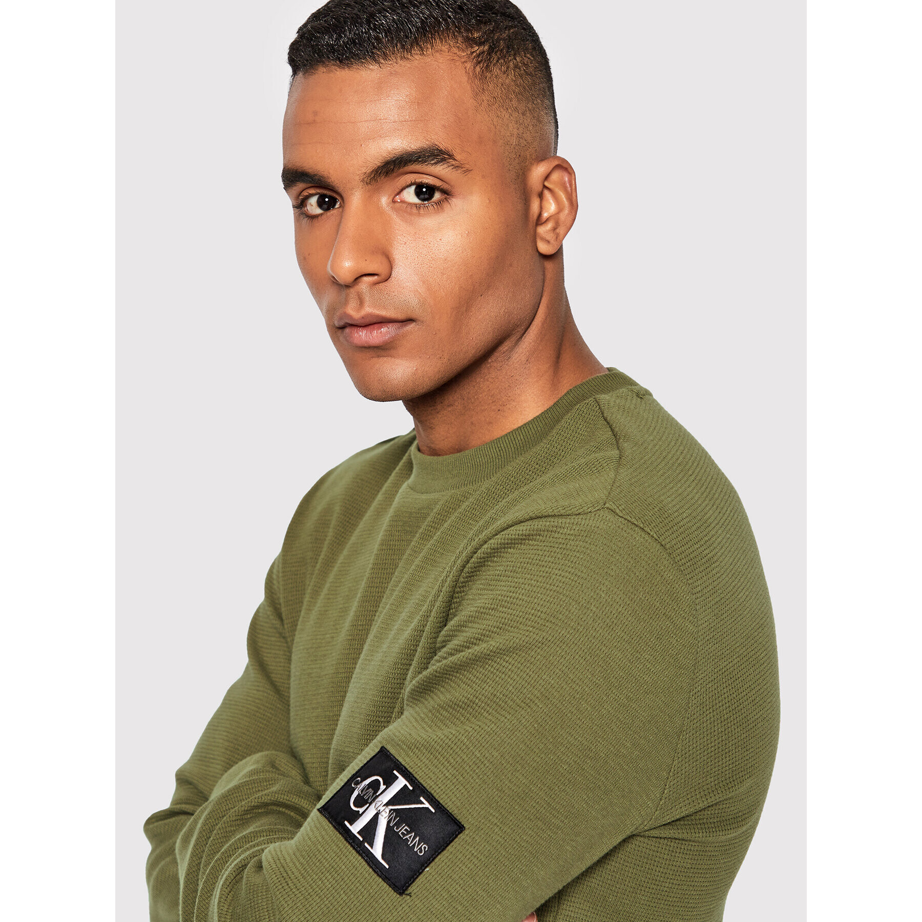 Calvin Klein Jeans Пуловер J30J316610 Зелен Regular Fit - Pepit.bg