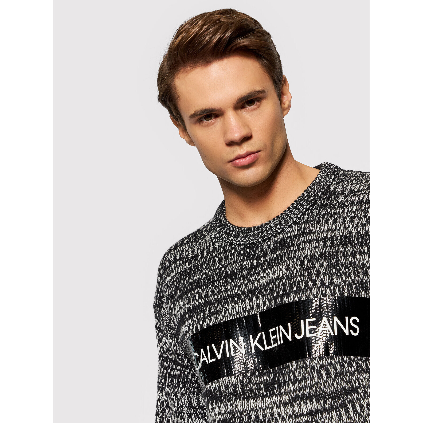 Calvin Klein Jeans Пуловер J30J317119 Черен Regular Fit - Pepit.bg