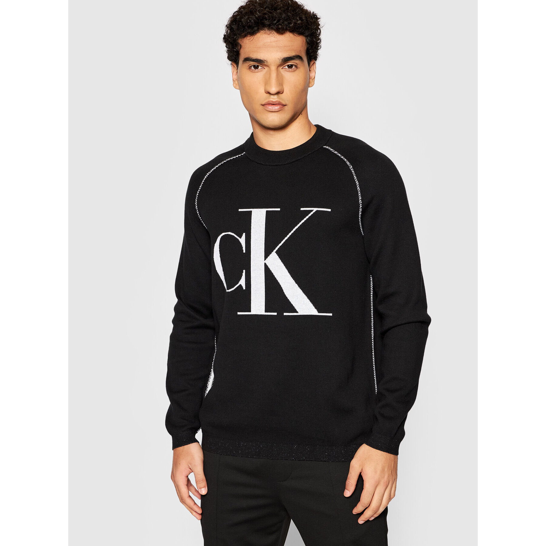 Calvin Klein Jeans Пуловер J30J318187 Черен Relaxed Fit - Pepit.bg