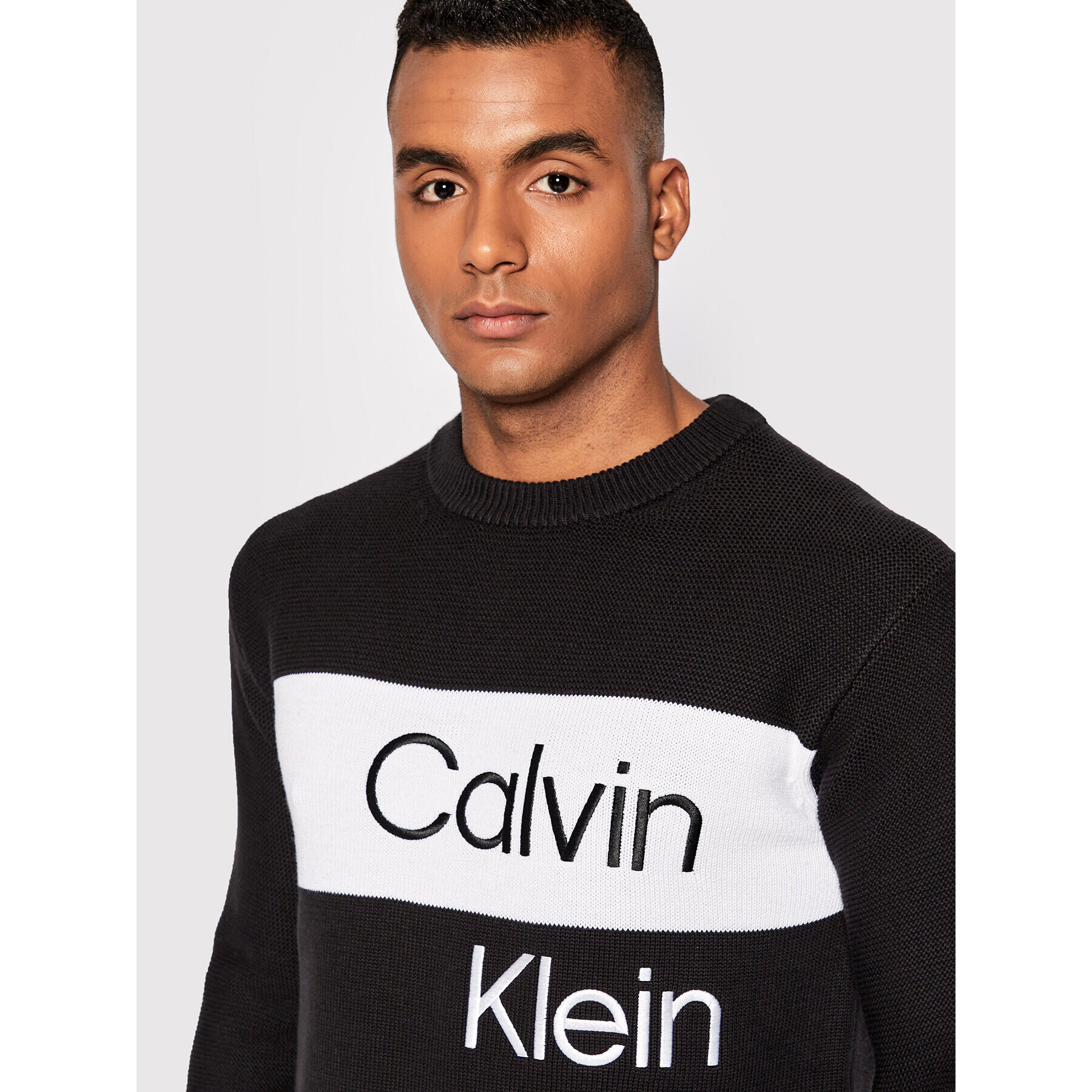 Calvin Klein Jeans Пуловер J30J321579 Черен Regular Fit - Pepit.bg