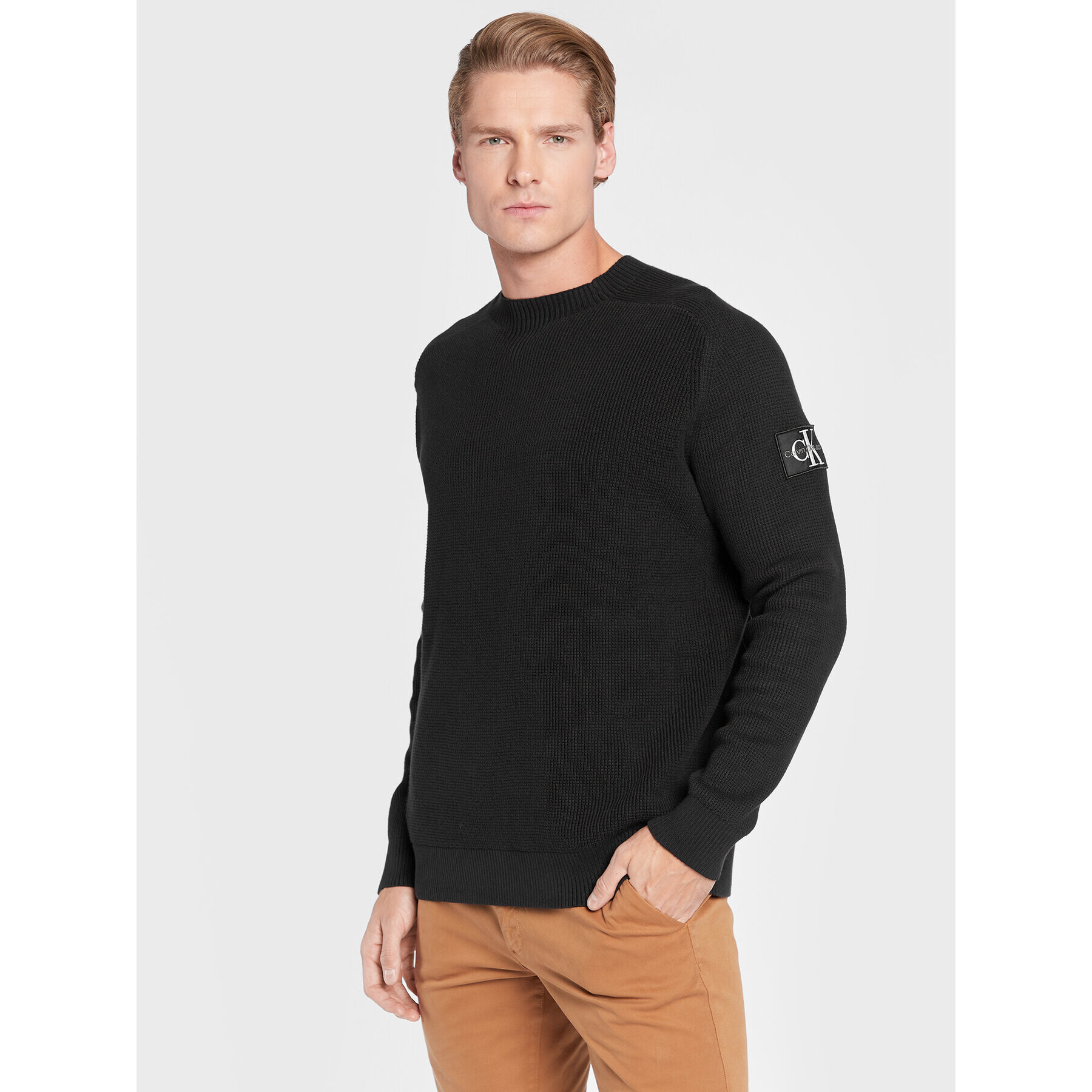 Calvin Klein Jeans Пуловер J30J321692 Черен Relaxed Fit - Pepit.bg