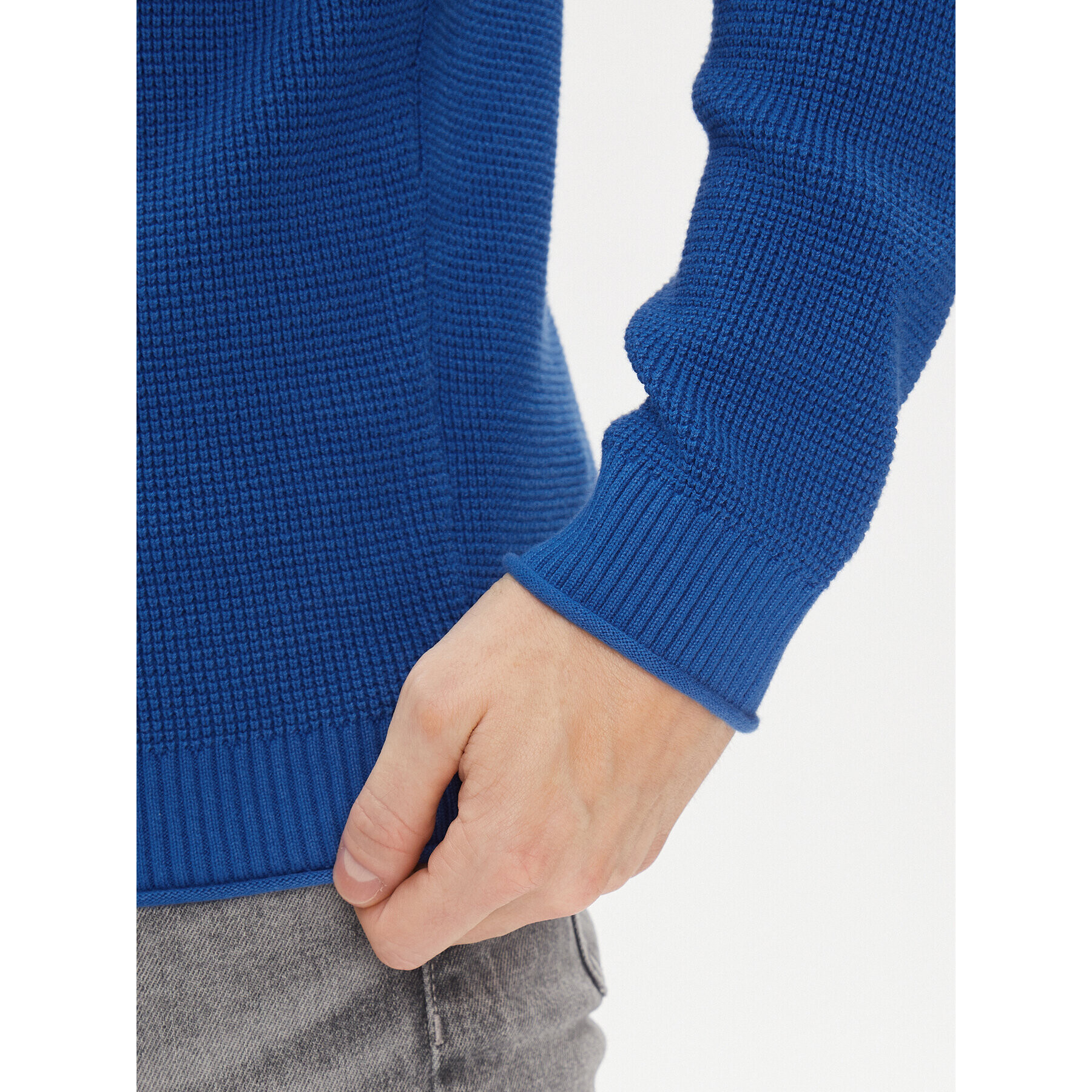 Calvin Klein Jeans Пуловер J30J323986 Син Regular Fit - Pepit.bg