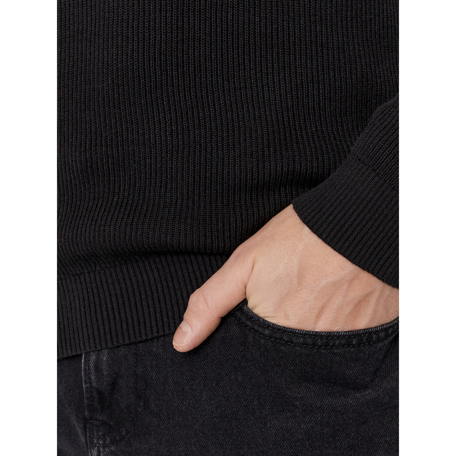 Calvin Klein Jeans Пуловер J30J324598 Черен Regular Fit - Pepit.bg