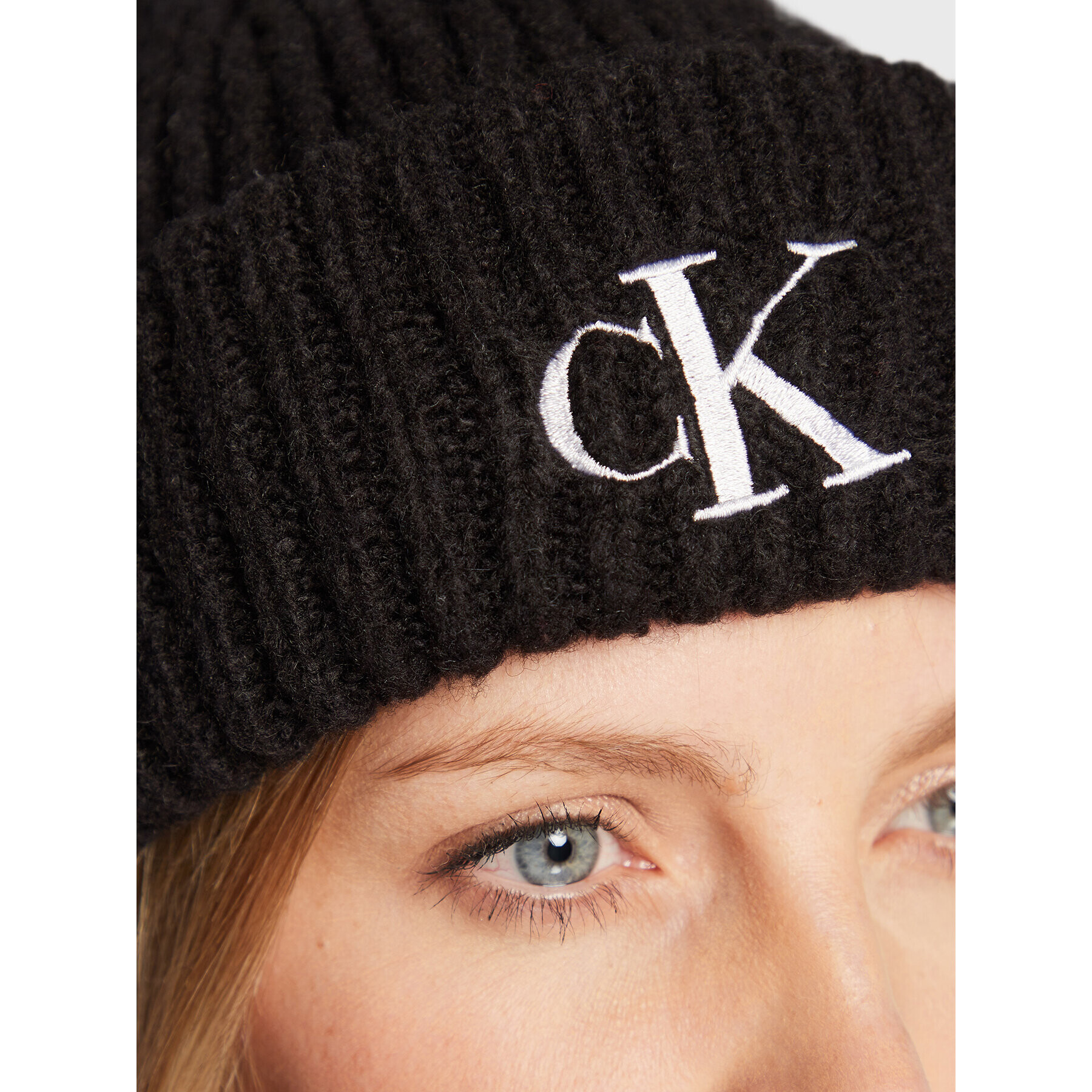 Calvin Klein Jeans Шапка Monogram Embroidery K60K610120 Черен - Pepit.bg