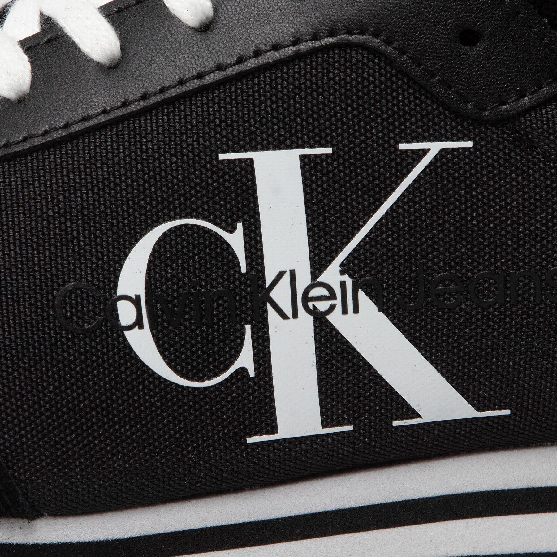 Calvin Klein Jeans Сникърси Low Runner 1 YM0YM00026 Черен - Pepit.bg