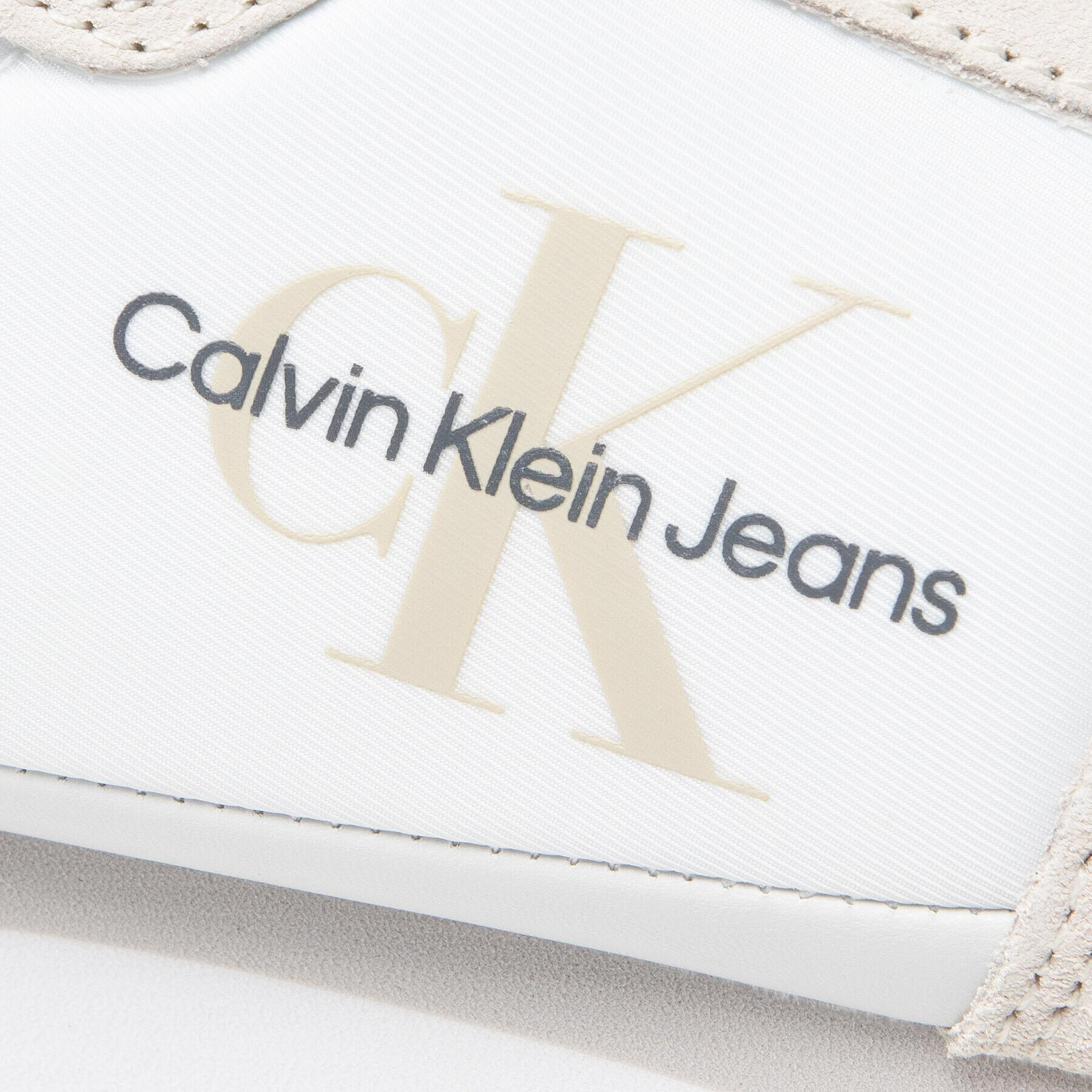 Calvin Klein Jeans Сникърси Retro Runner 3 YM0YM00040 Бежов - Pepit.bg