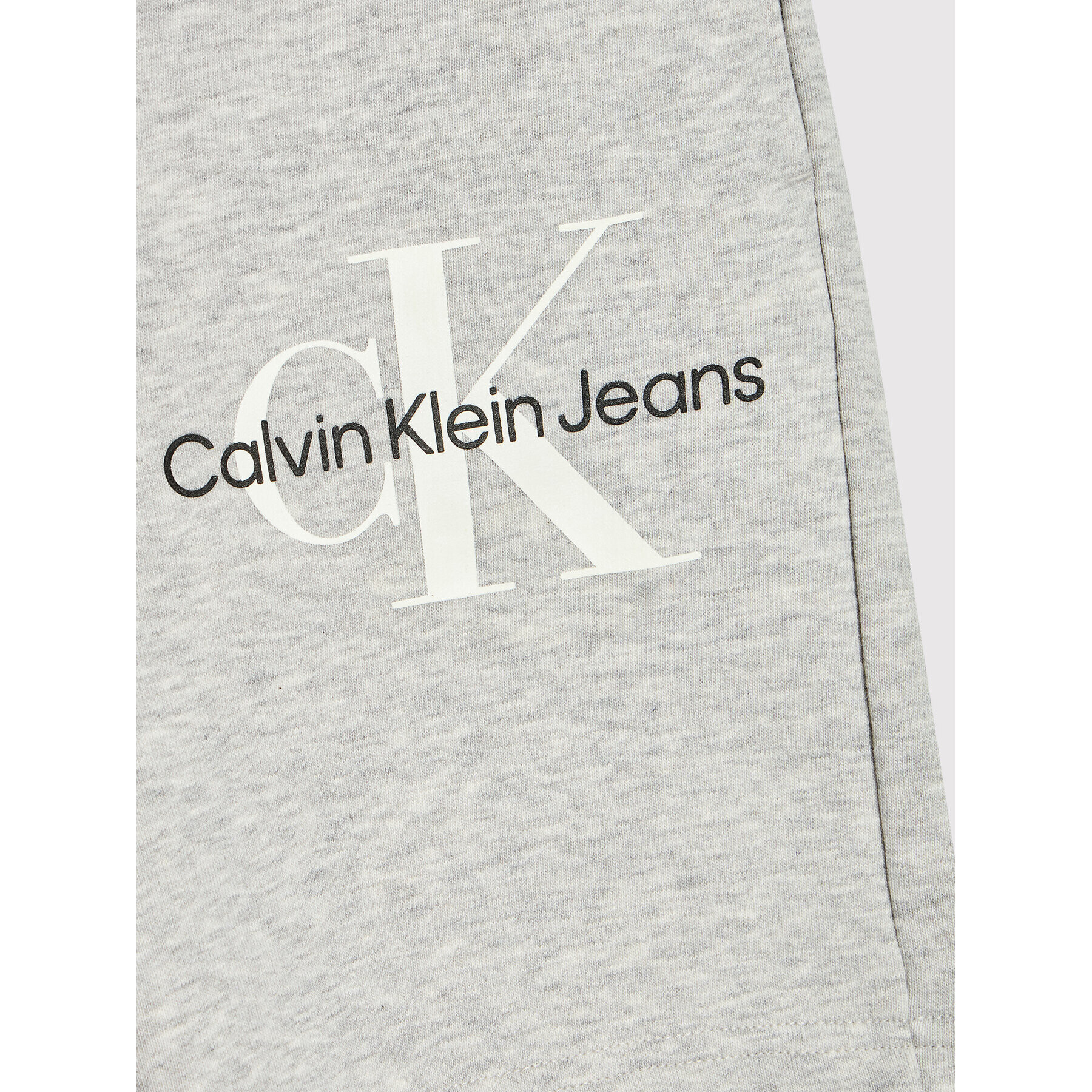 Calvin Klein Jeans Спортни шорти IB0IB01181 Сив Relaxed Fit - Pepit.bg