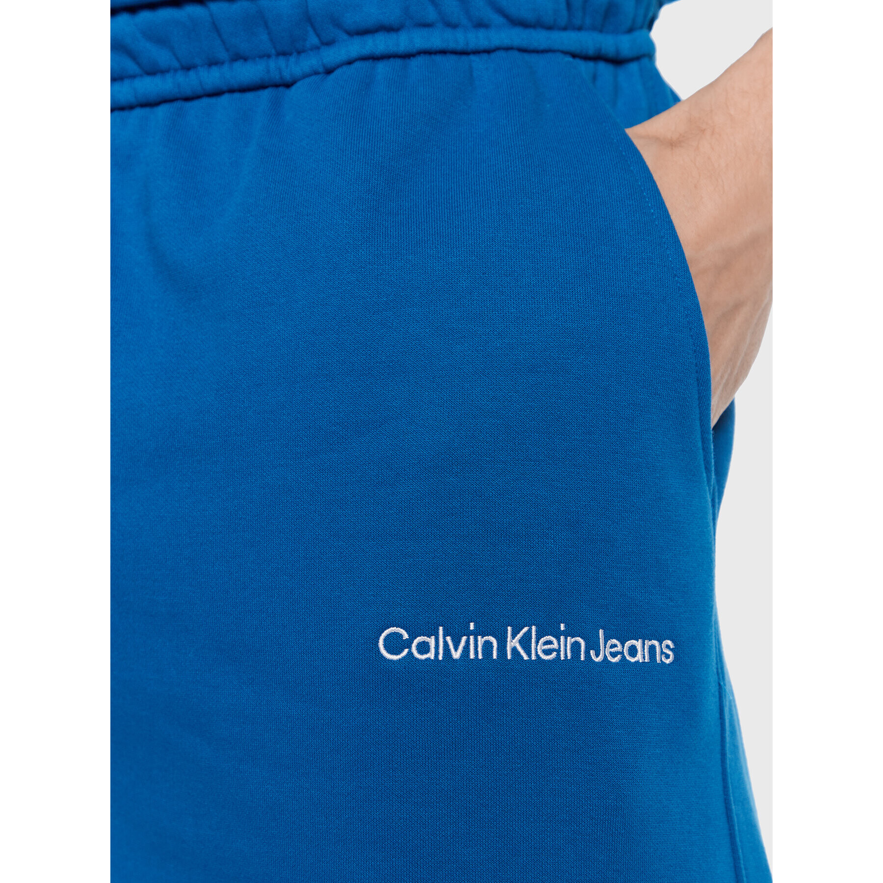 Calvin Klein Jeans Спортни шорти J30J322916 Син Regular Fit - Pepit.bg