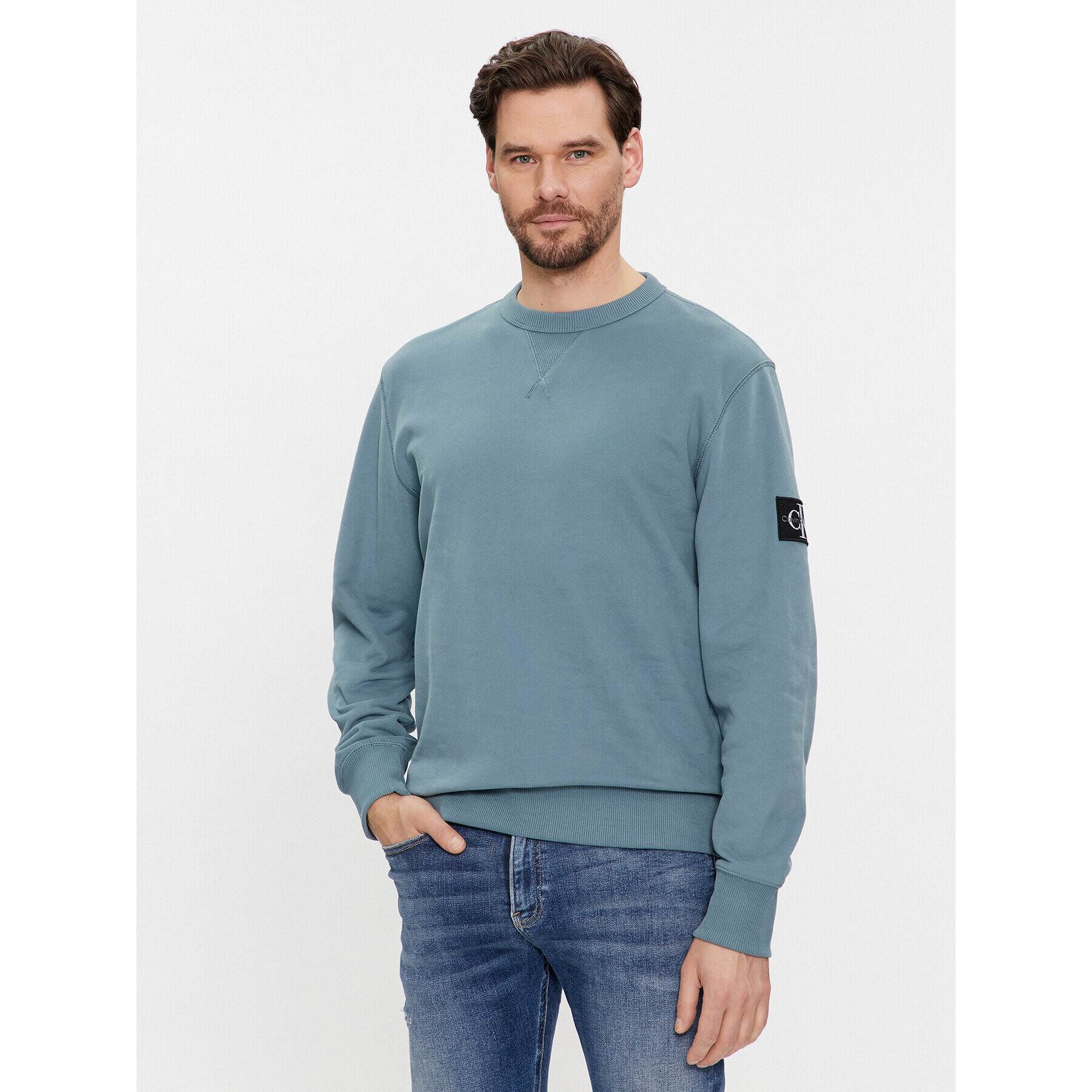 Calvin Klein Jeans Суитшърт Badge Crew Neck J30J323426 Тъмносин Regular Fit - Pepit.bg